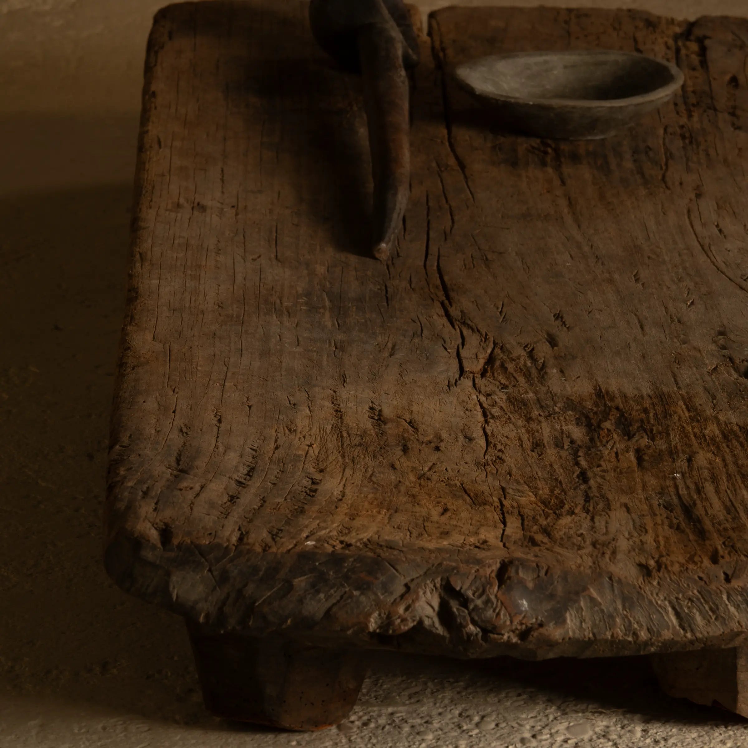 Angami - Authentique table Naga ancienne n°12