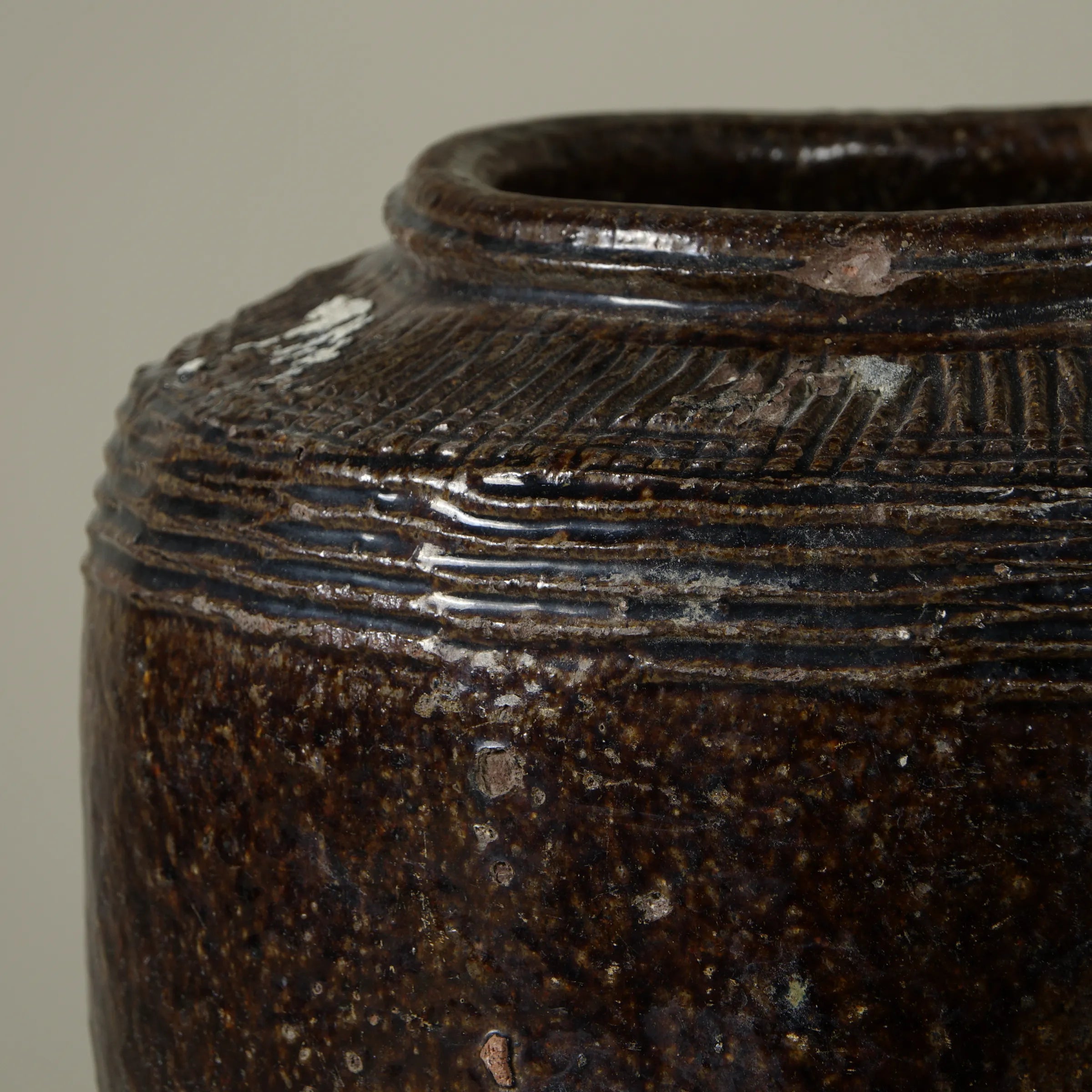 Yishui - Ancien pot chinois émaillé n°2