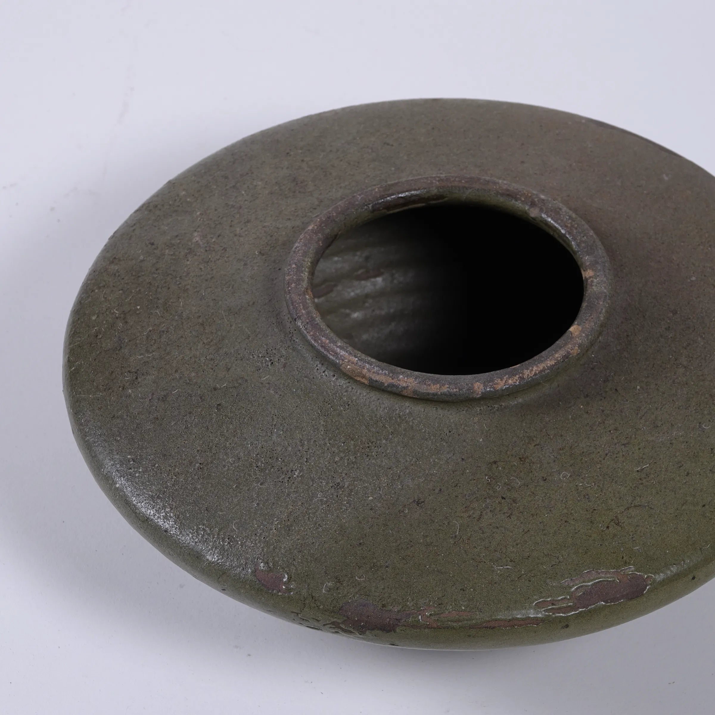 Huai – Jarre plate en grès vernissée