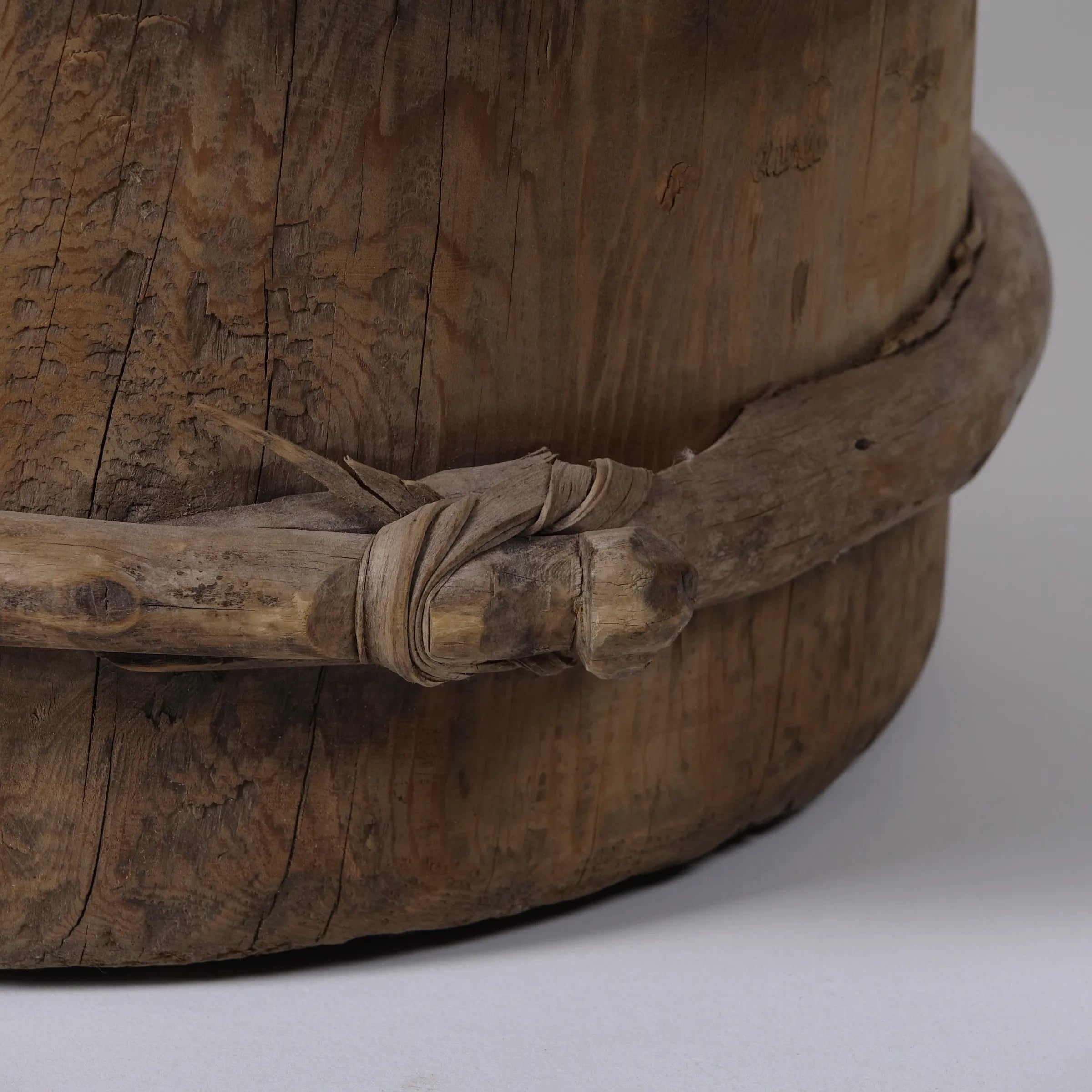 Shilou - Seau ancien en saule et pin n°1