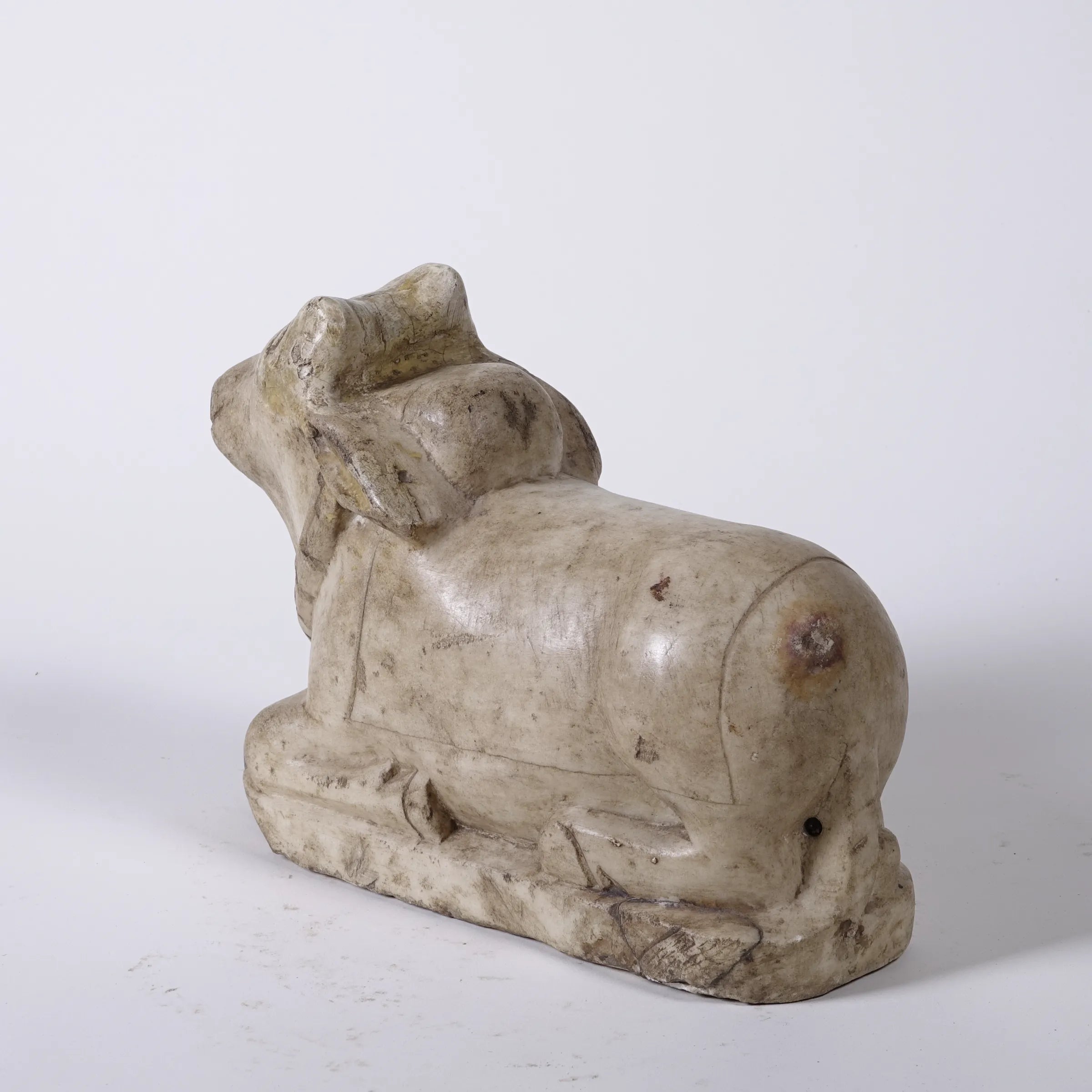 Nandi - Ancienne sculpture de Nandi en marbre blanc