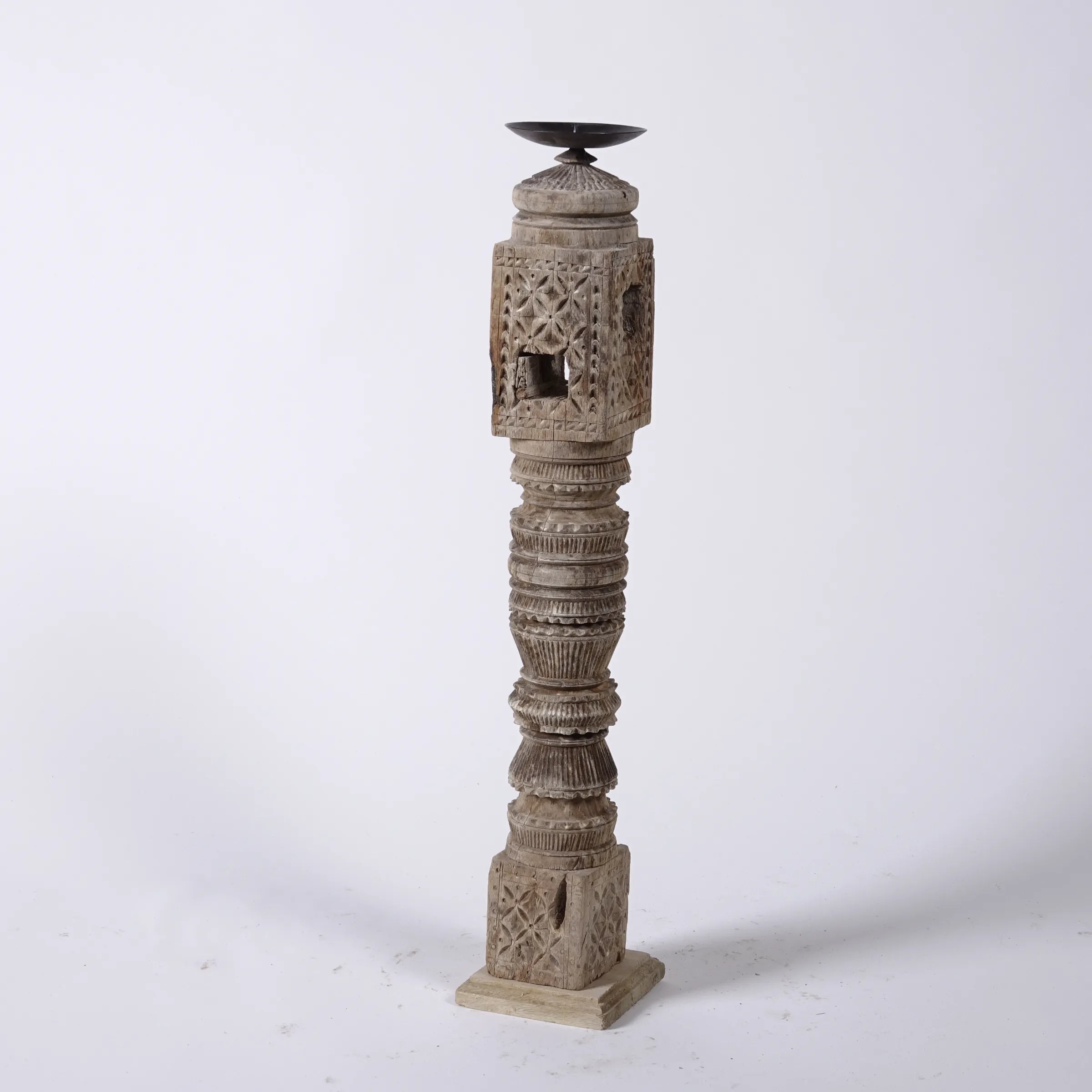 Rajvansh - Bougeoir en bois n°2