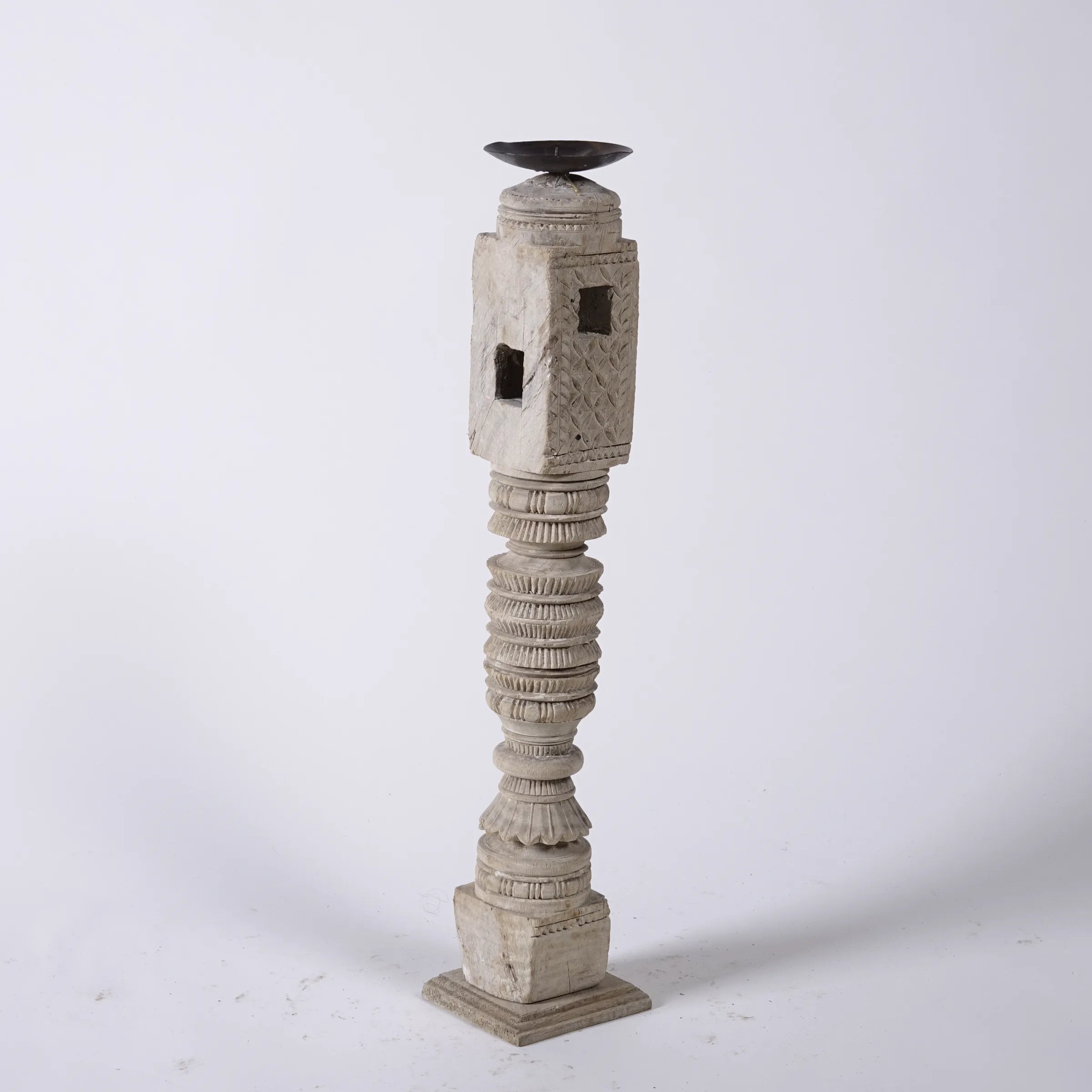 Rajvansh - Bougeoir en bois n°3