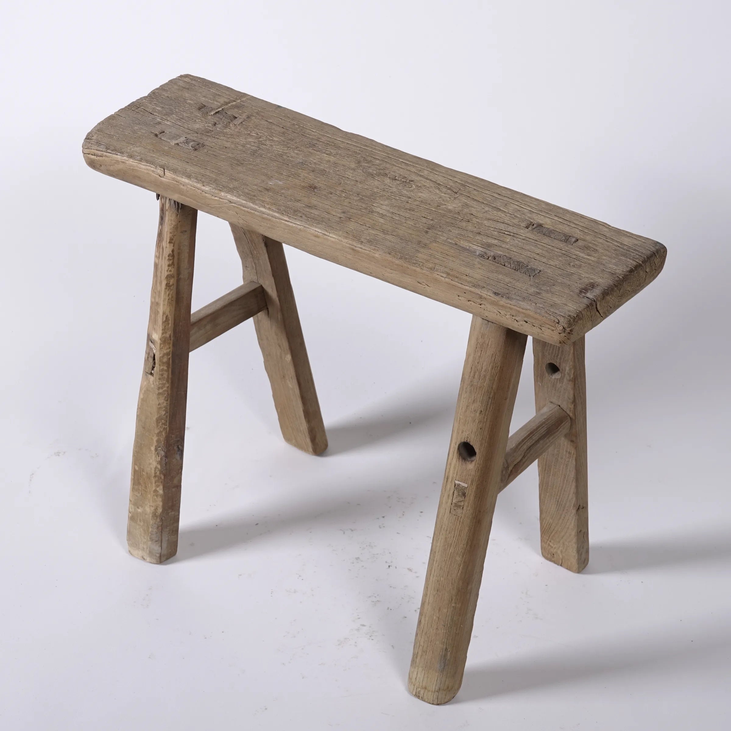 Zao - Tabouret rectangulaire en orme ancien n°4