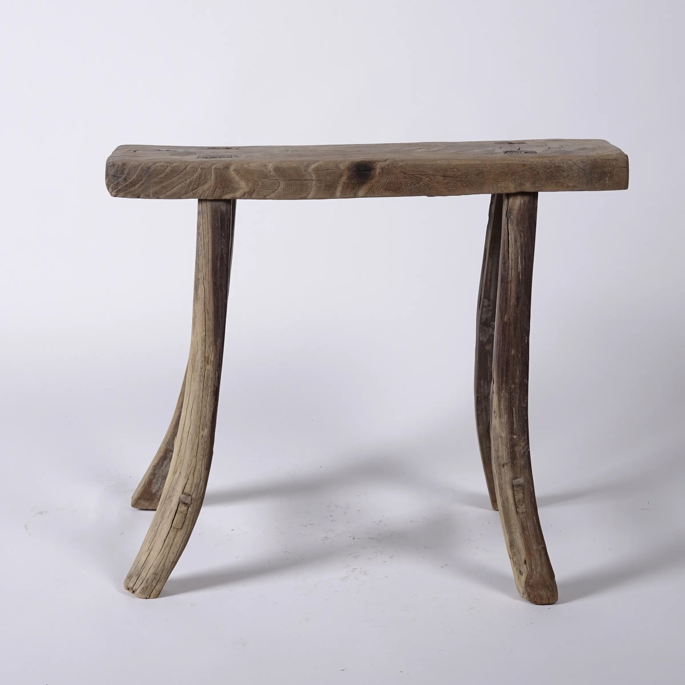 Zao - Tabouret rectangulaire en orme ancien n°6