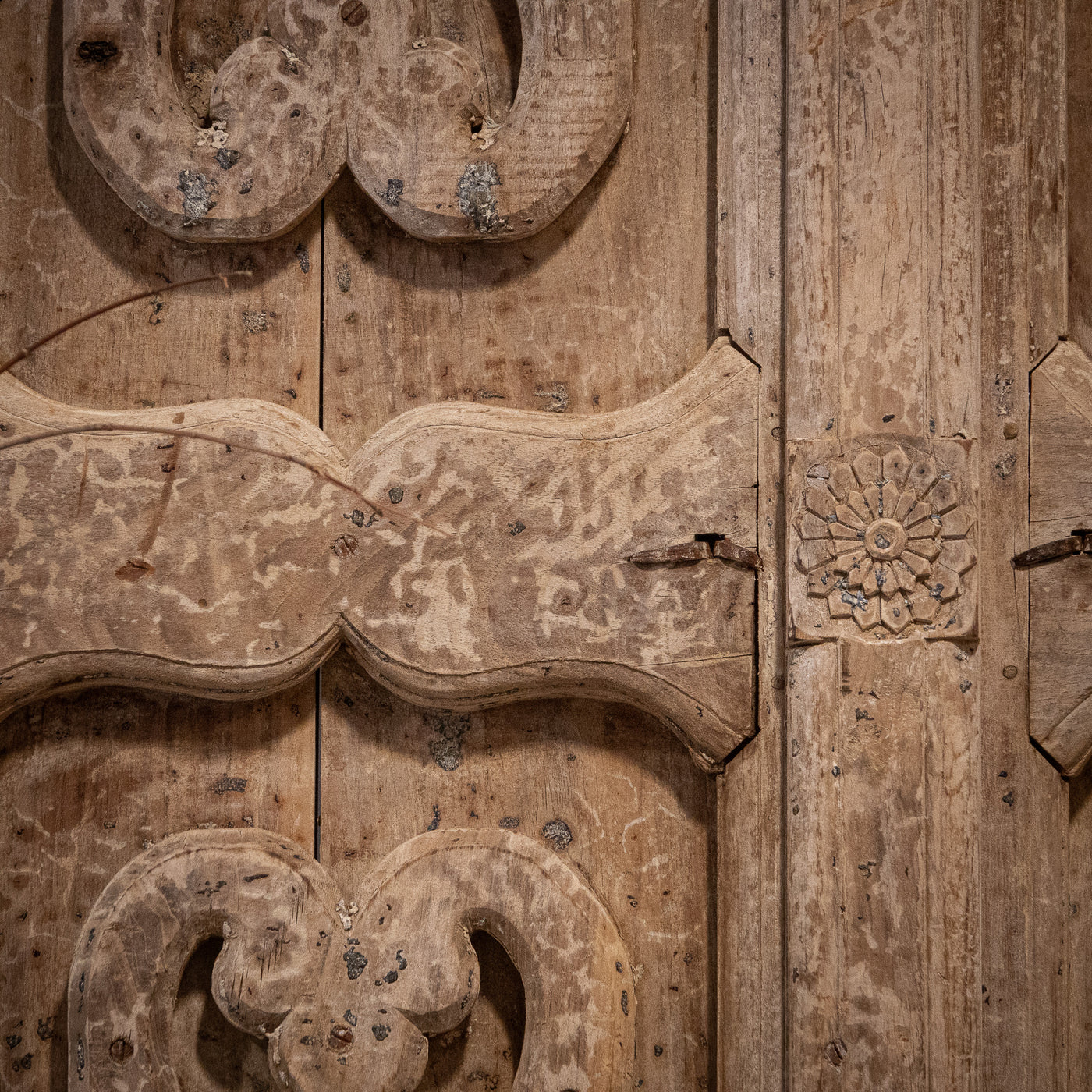 Dil - Ancienne porte indienne en bois massif