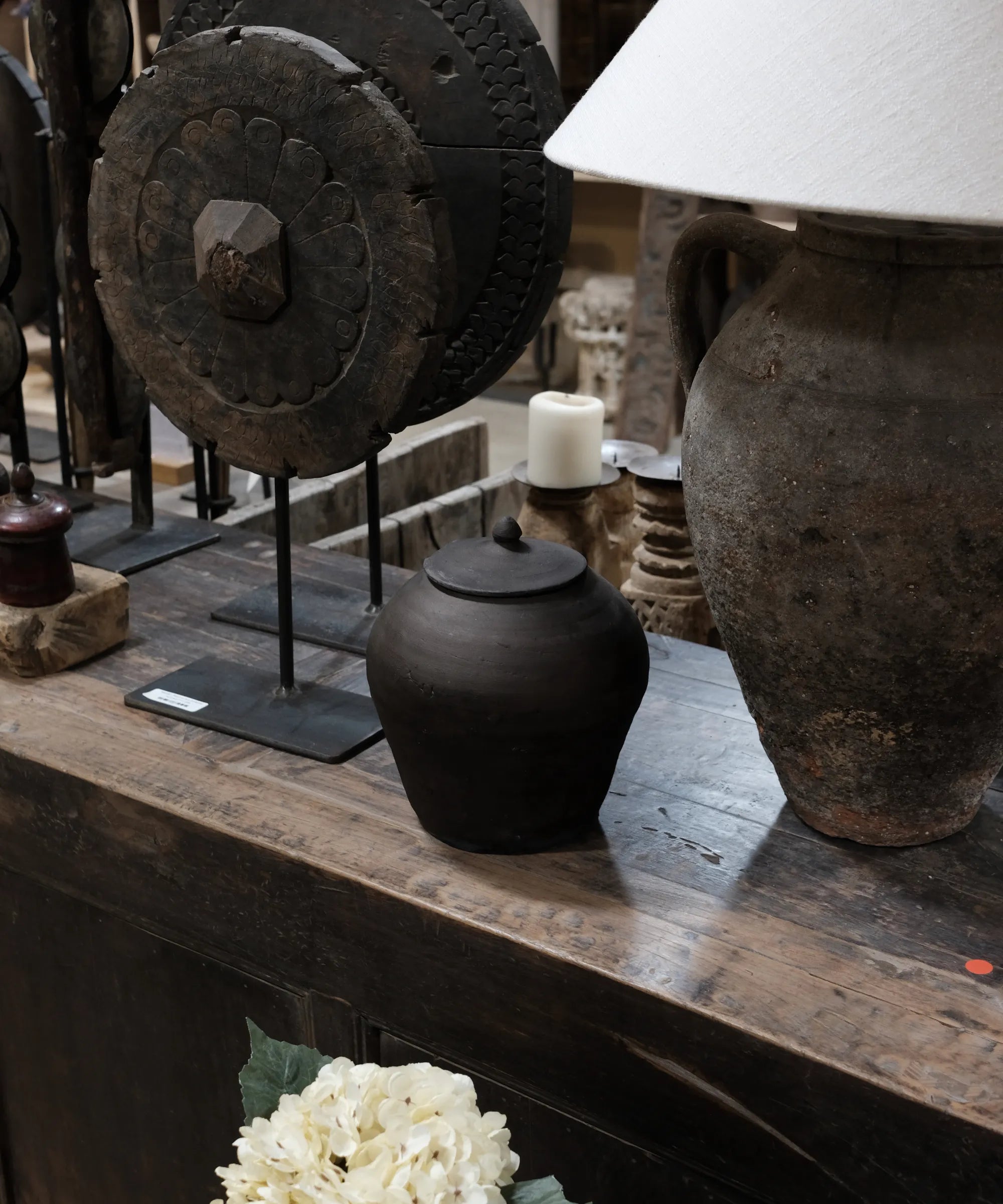 Mian - Pot d'apothicaire en terre cuite à couvercle n°1