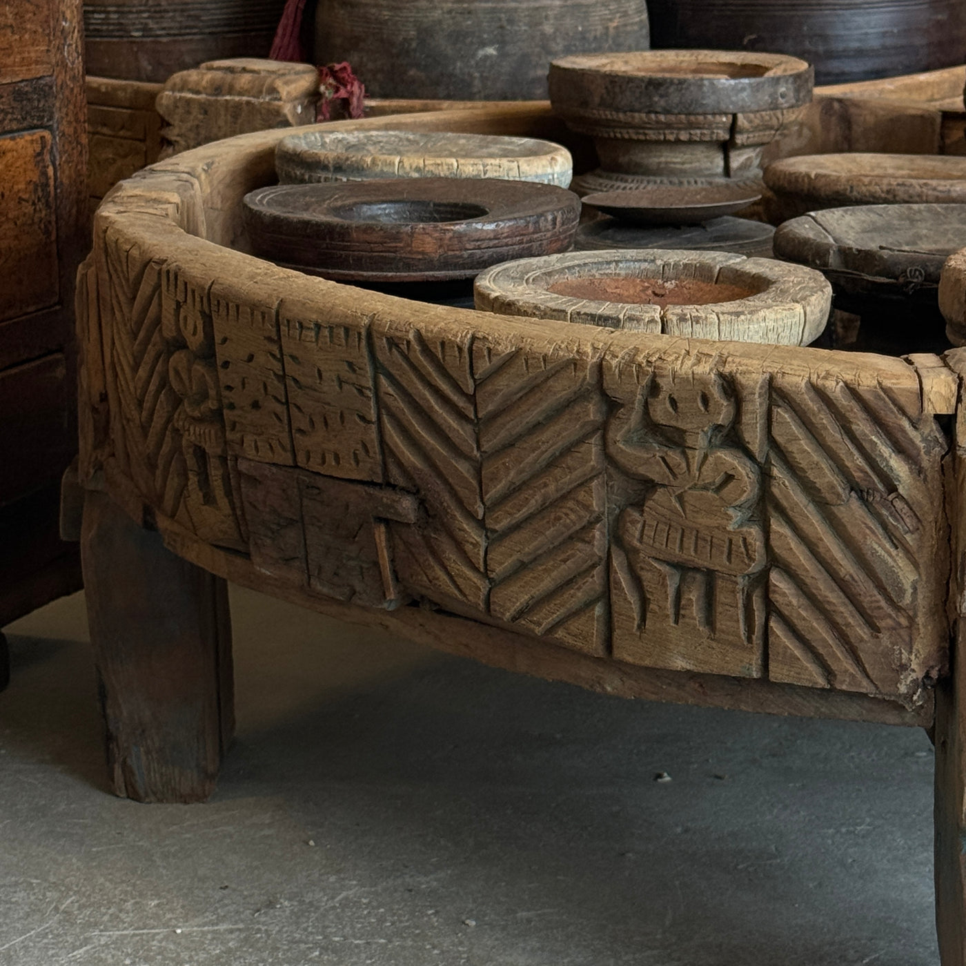 Chakki - Old coffee table n ° 35