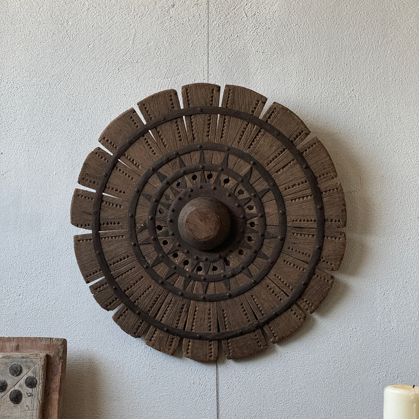 Charkha - Hanging wooden wheel n°4