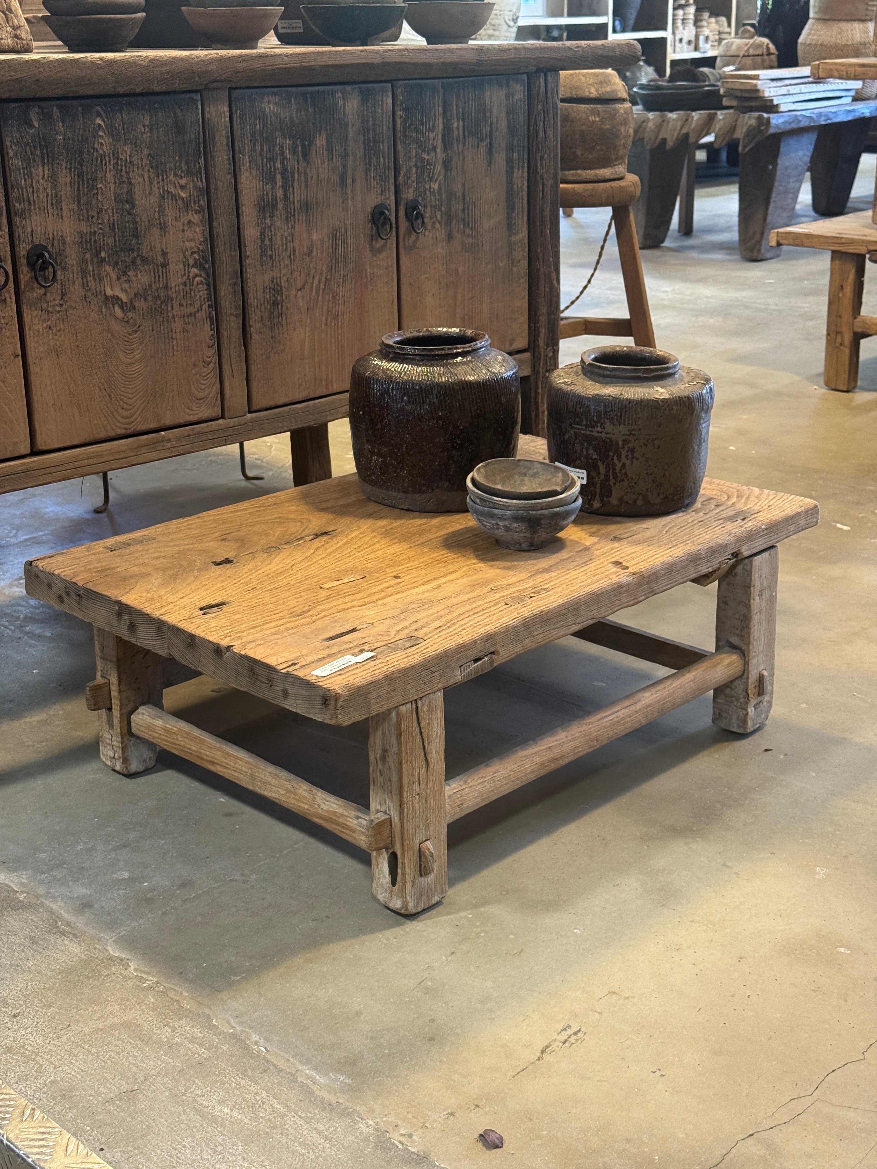 Taigu - Table basse ancienne en orme n°5