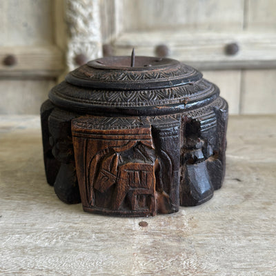 Bijani - Wooden candle holder n ° 17