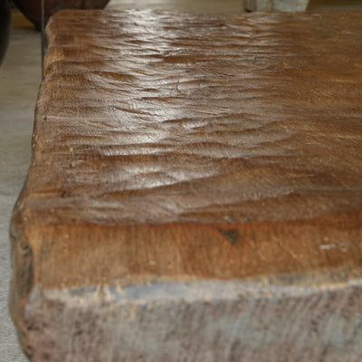 Authentique table Naga ancienne n°24