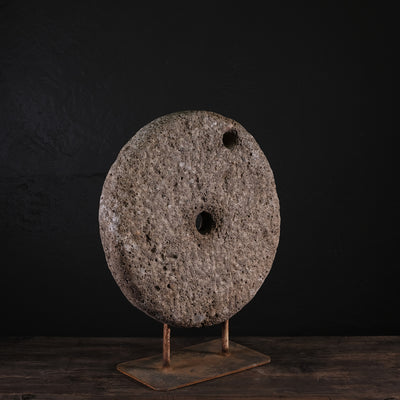 Degir - Stone wheel on base