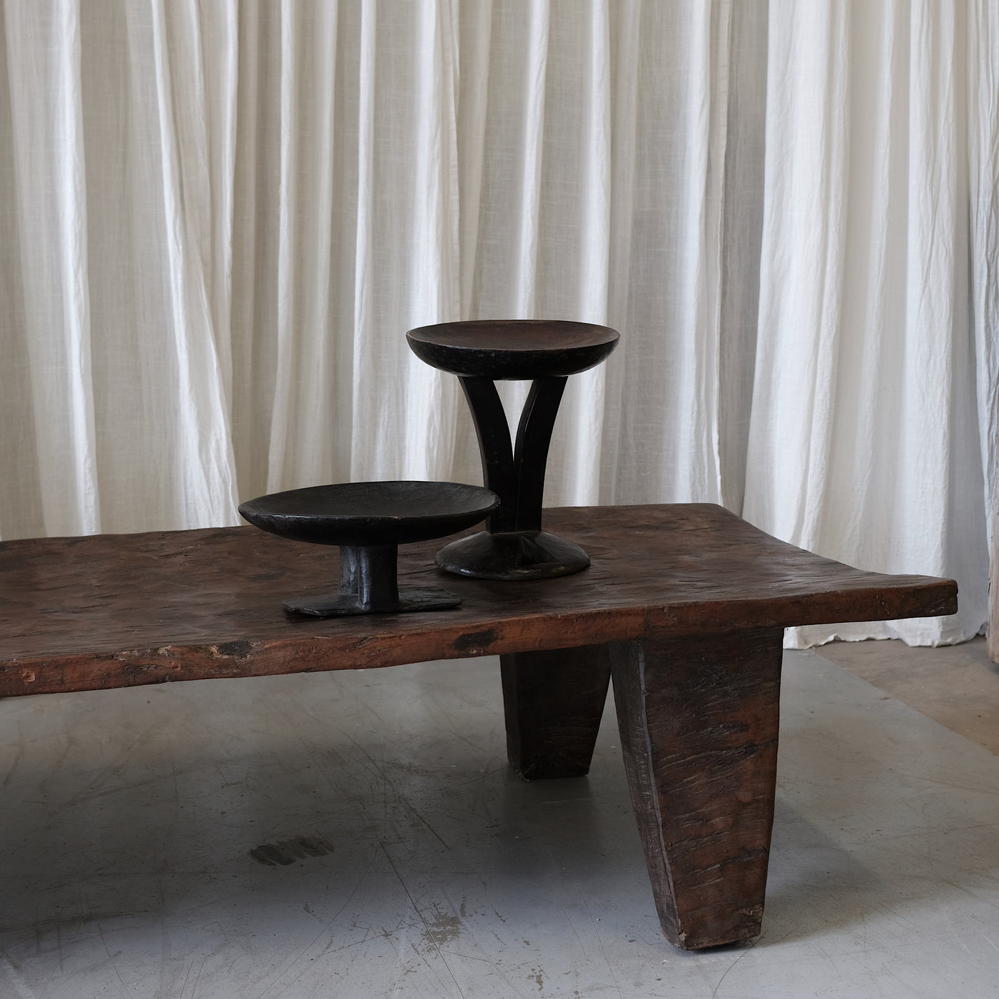 Authentique table Naga ancienne n°39