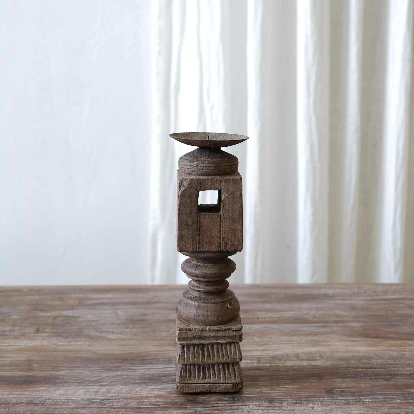 Machli - Carved wooden candle holder n°6