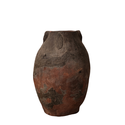 Erzurum - Ancient Turkish Anatolia jar on terracotta