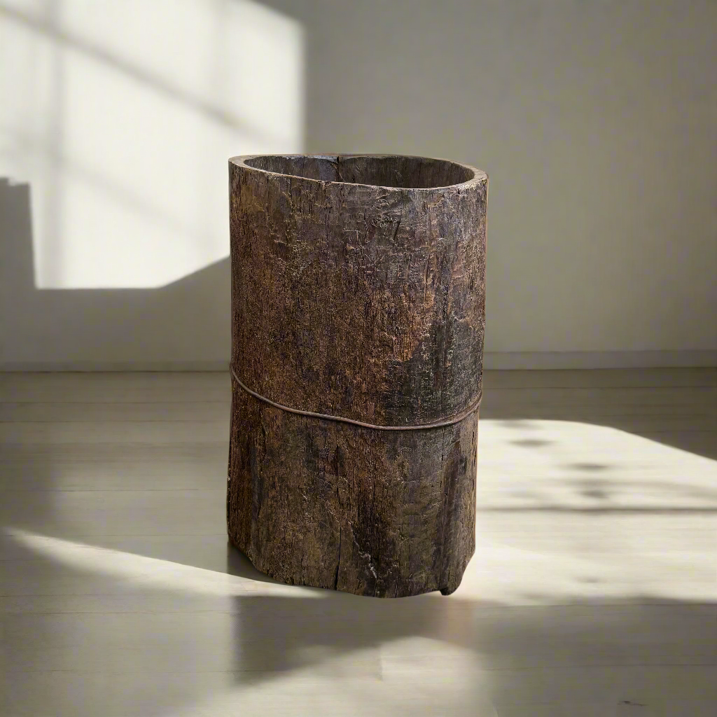 Mana - Old wooden pot nº20