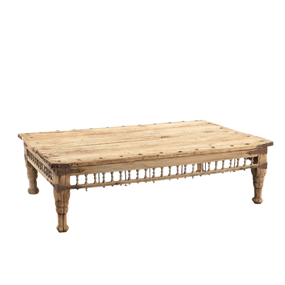 Basti - old coffee table with n ° 11