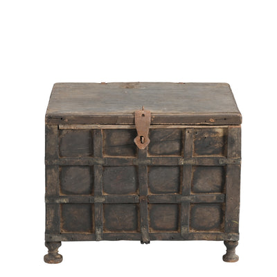 Mahuva - Wooden chest