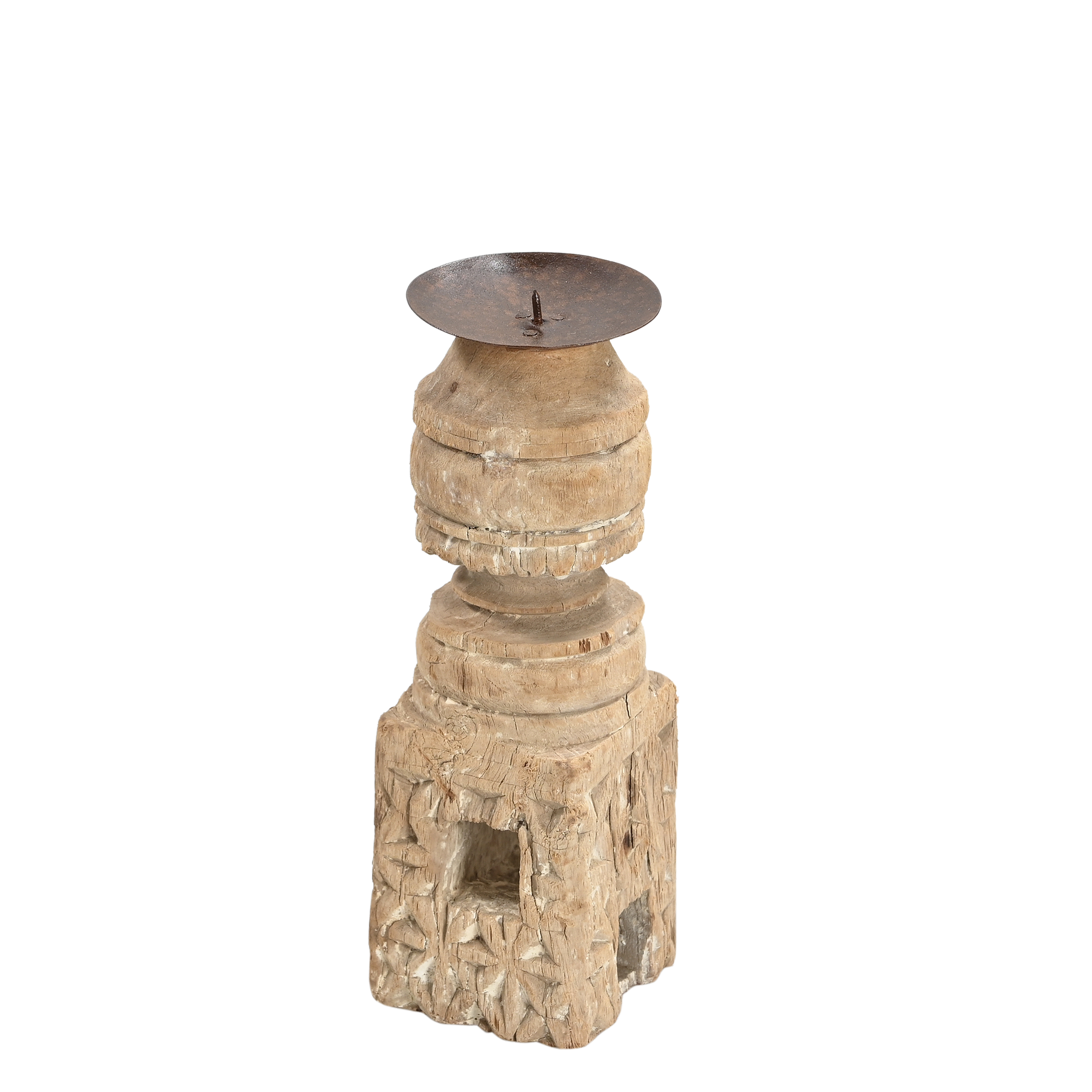 Momabatti - Bougeoir indien en bois clair sculpté nº151