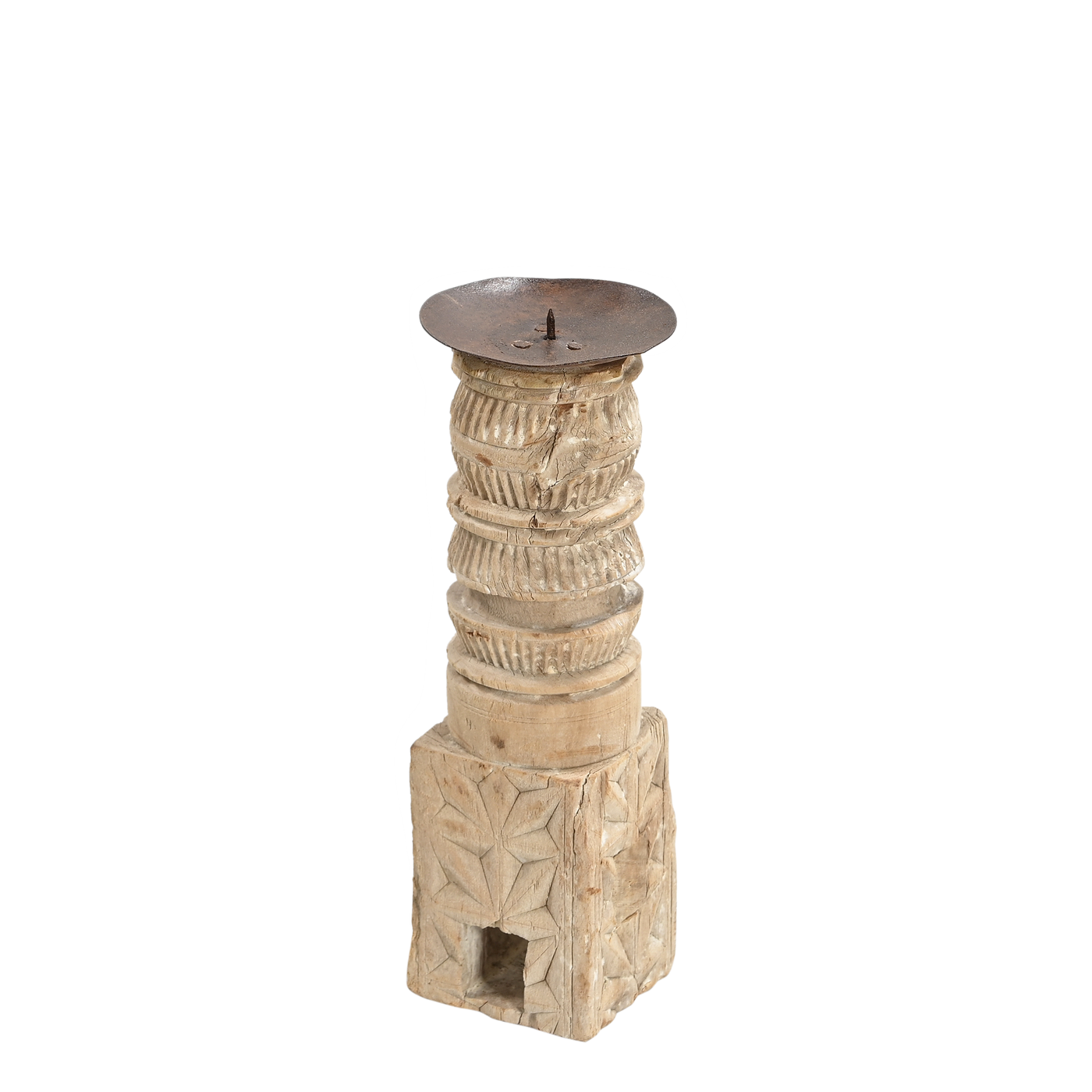 Momabatti - Light wooden candle holder carved nº102