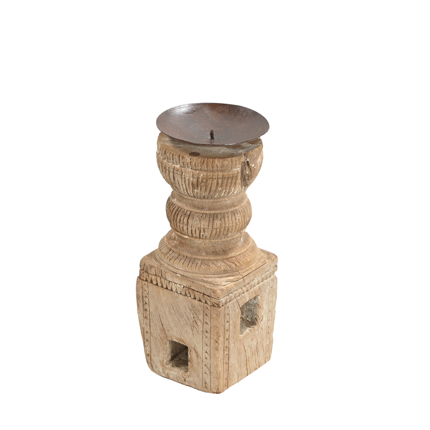Momabatti - Light wooden candle holder carved nº107
