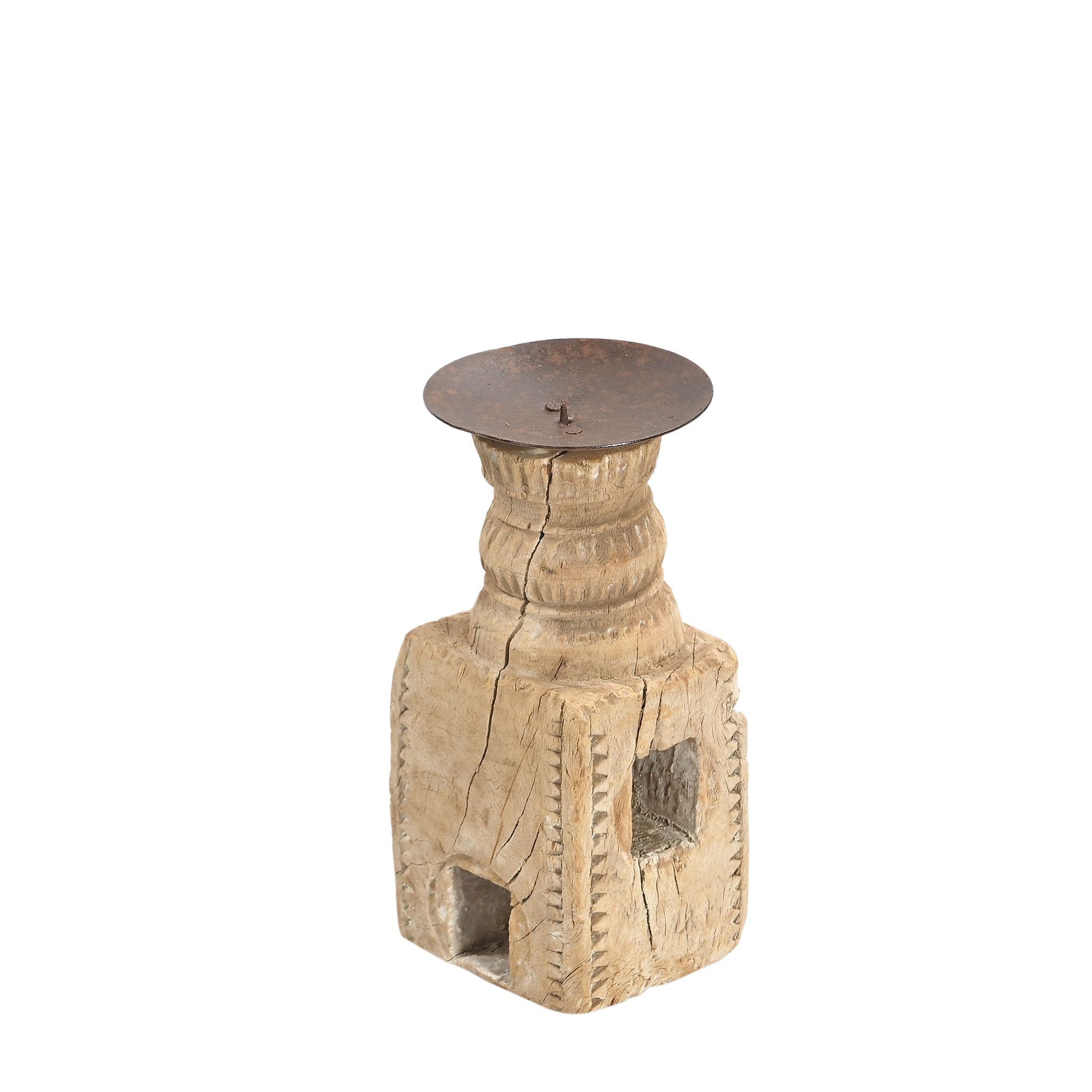 Momabatti - Bougeoir indien en bois clair sculpté nº116