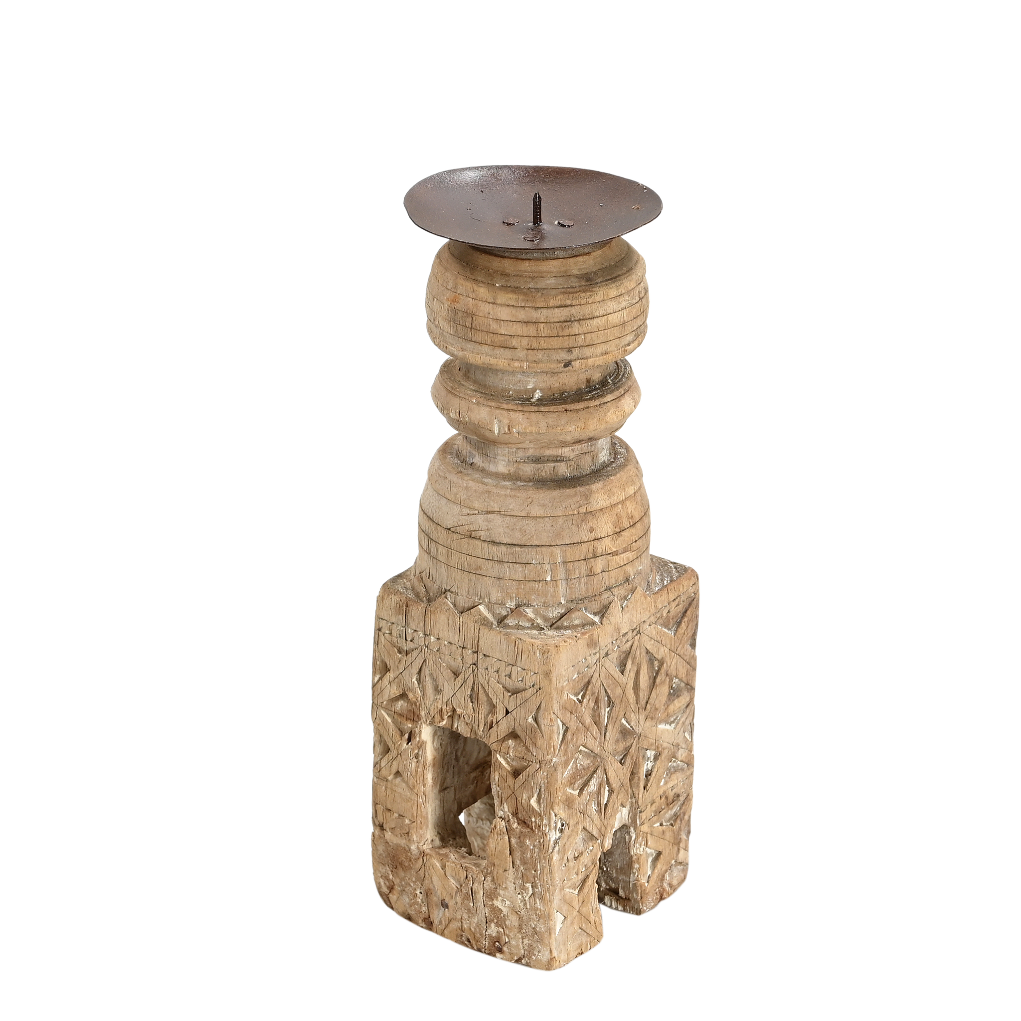 Momabatti - Bougeoir en bois clair sculpté nº143
