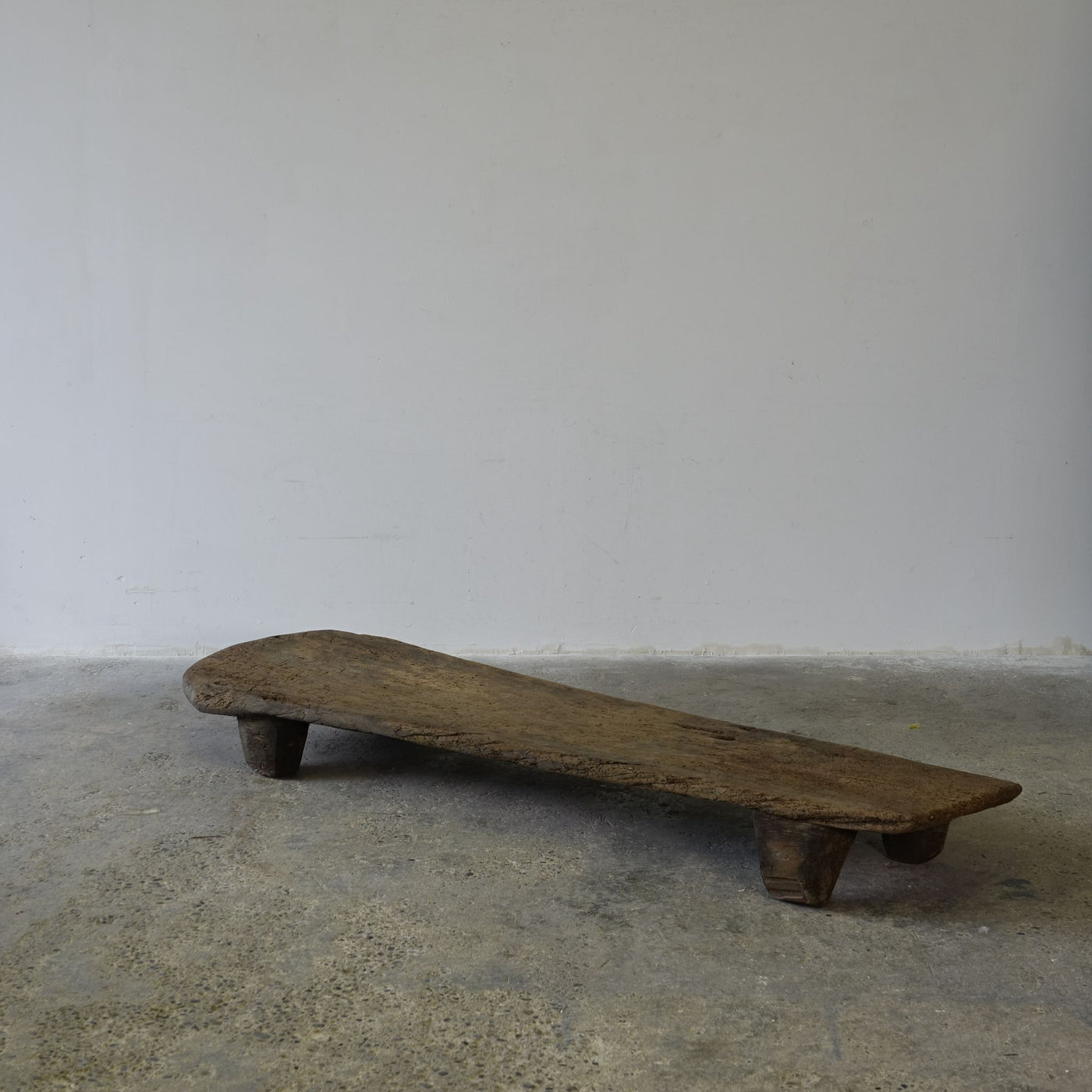 Angami - Authentic Old Naga Table N ° 9