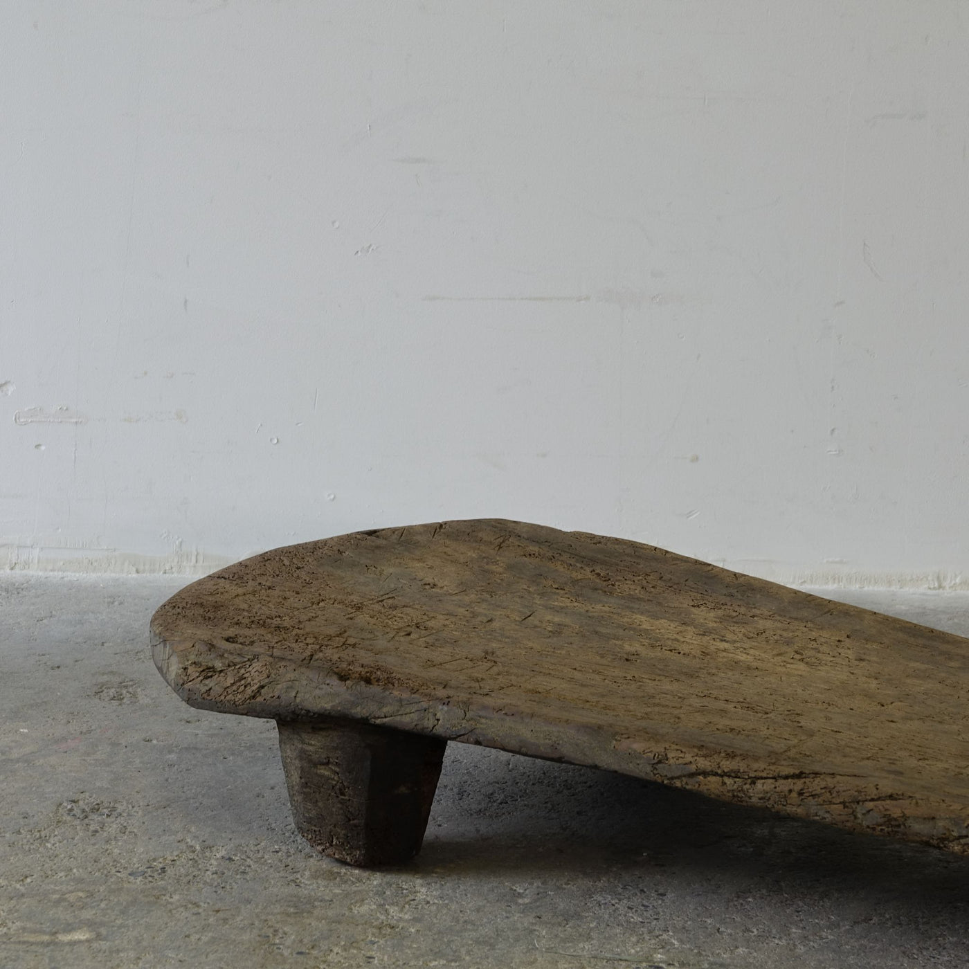 Angami - Authentic Old Naga Table N ° 9