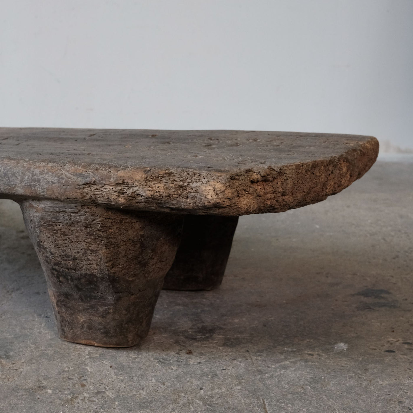 Angami - Authentic old naga table n ° 6