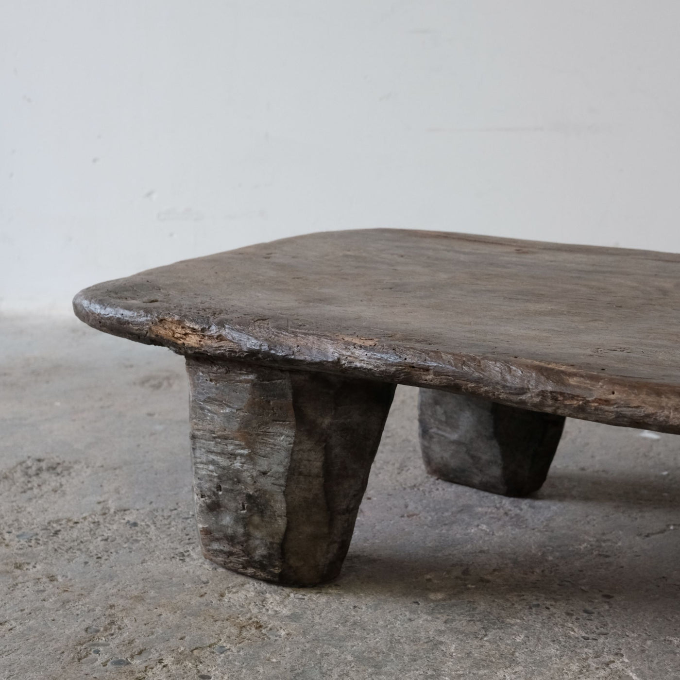 Angami - Authentic old naga table n ° 7