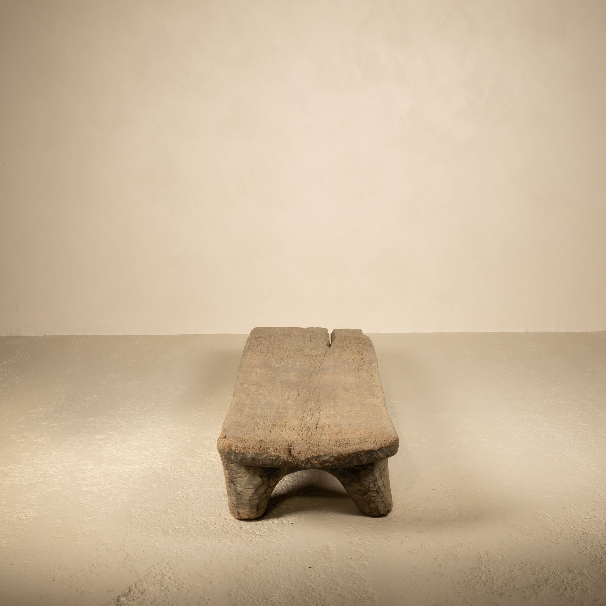 Angami - Authentique table Naga ancienne n°1