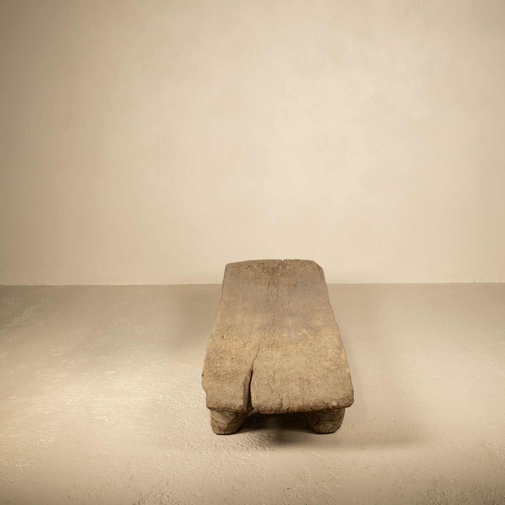 Angami - Authentique table Naga ancienne n°1