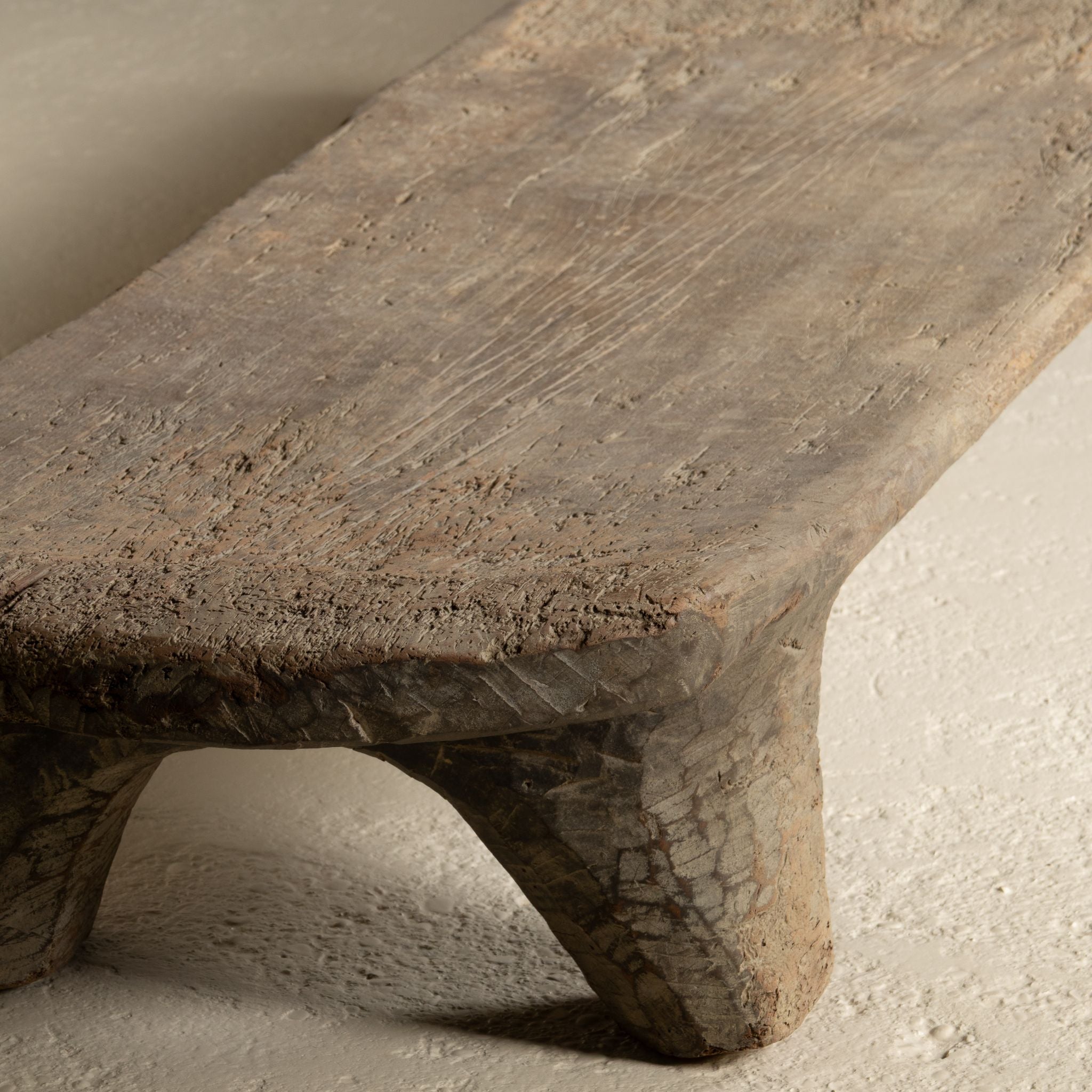 Angami - Authentique table Naga ancienne n°1