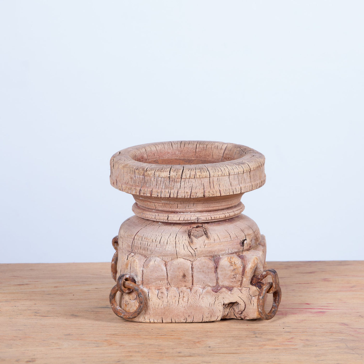 Bijani - Wooden candle holder n ° 18