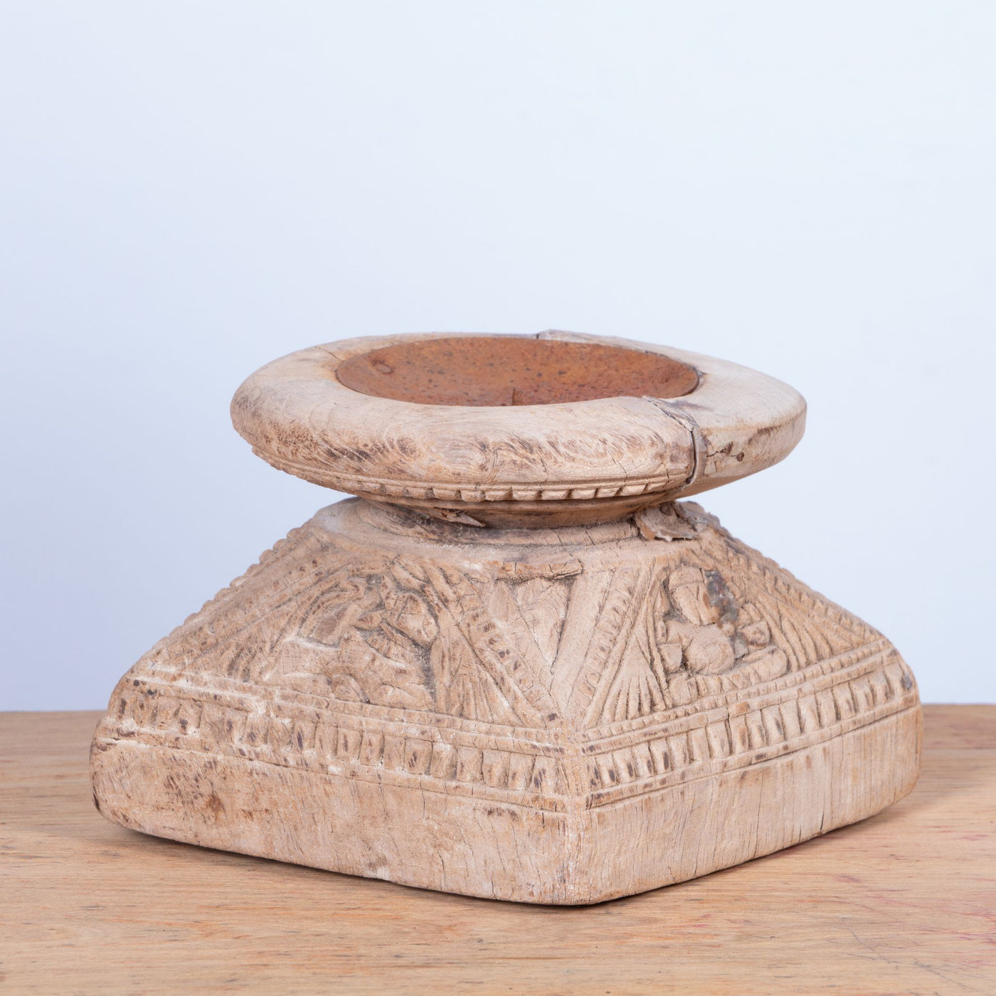 Bijani - Wooden candle holder n ° 22