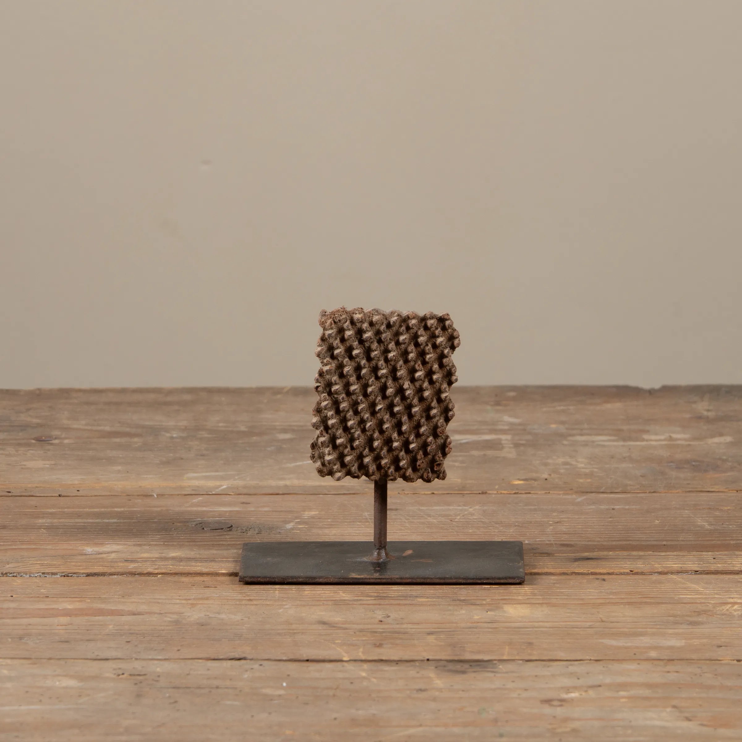 Lakdi - Ancien tampon de blockprint sur pied n°21