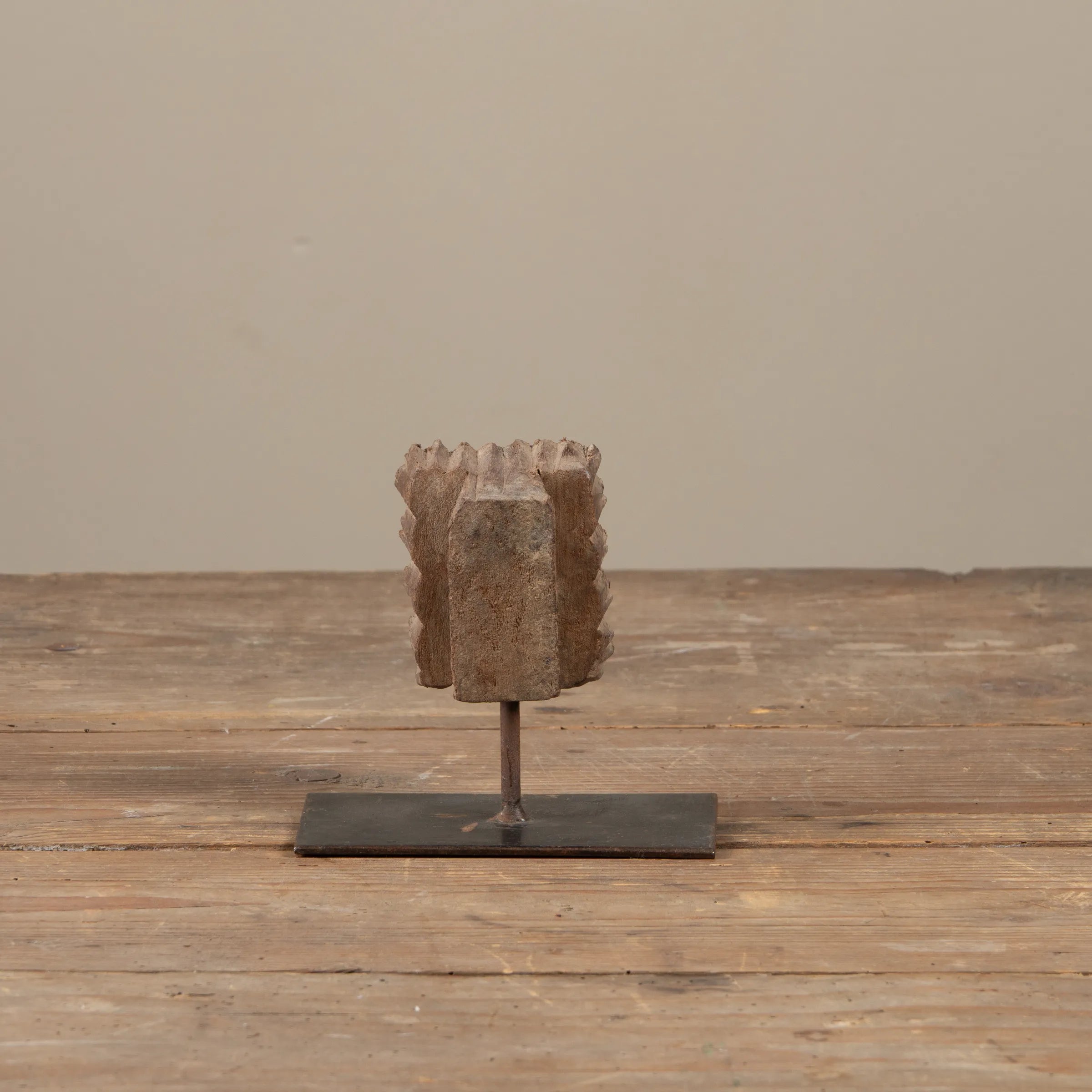 Lakdi - Ancien tampon de blockprint sur pied n°21