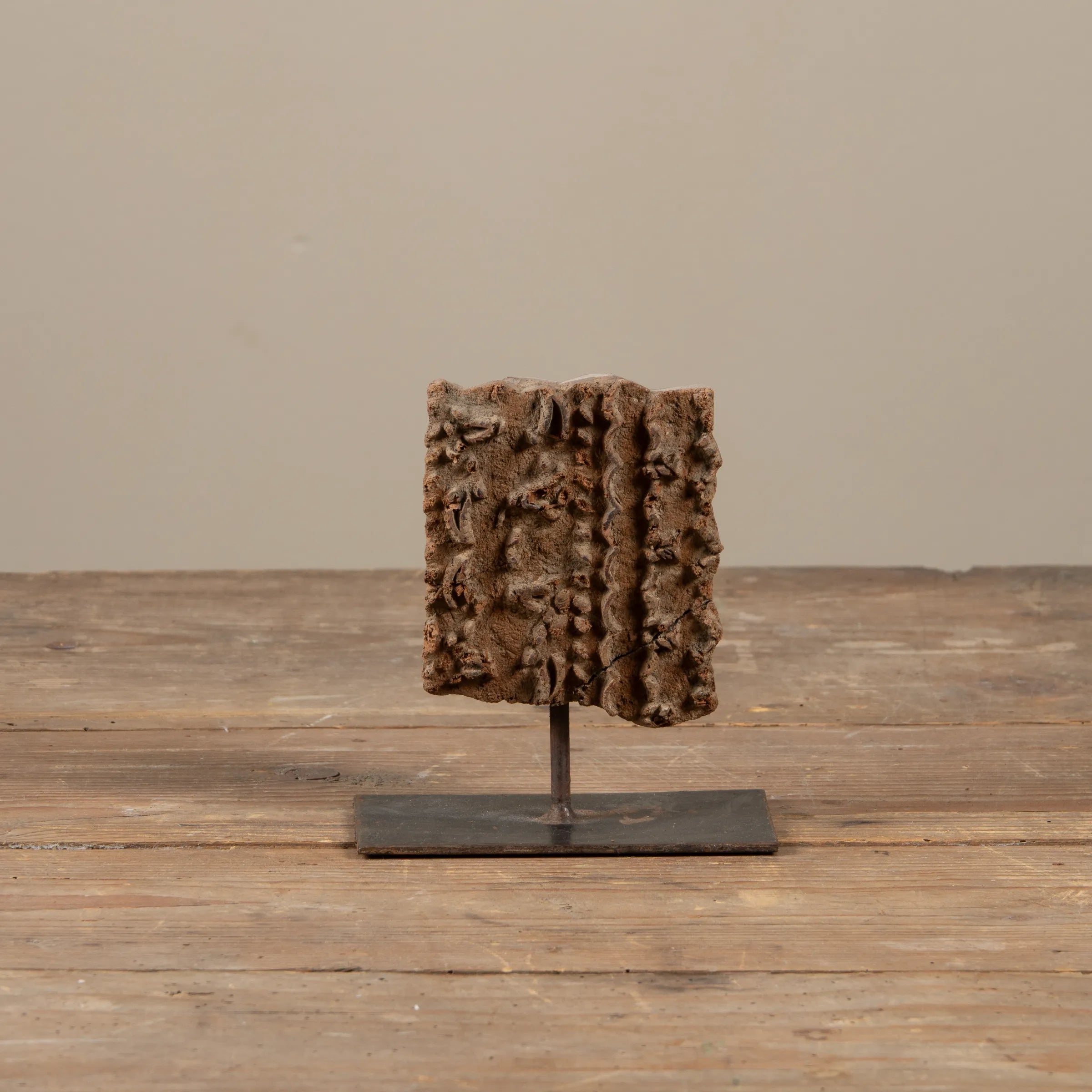 Lakdi - Ancien tampon de blockprint sur pied n°23