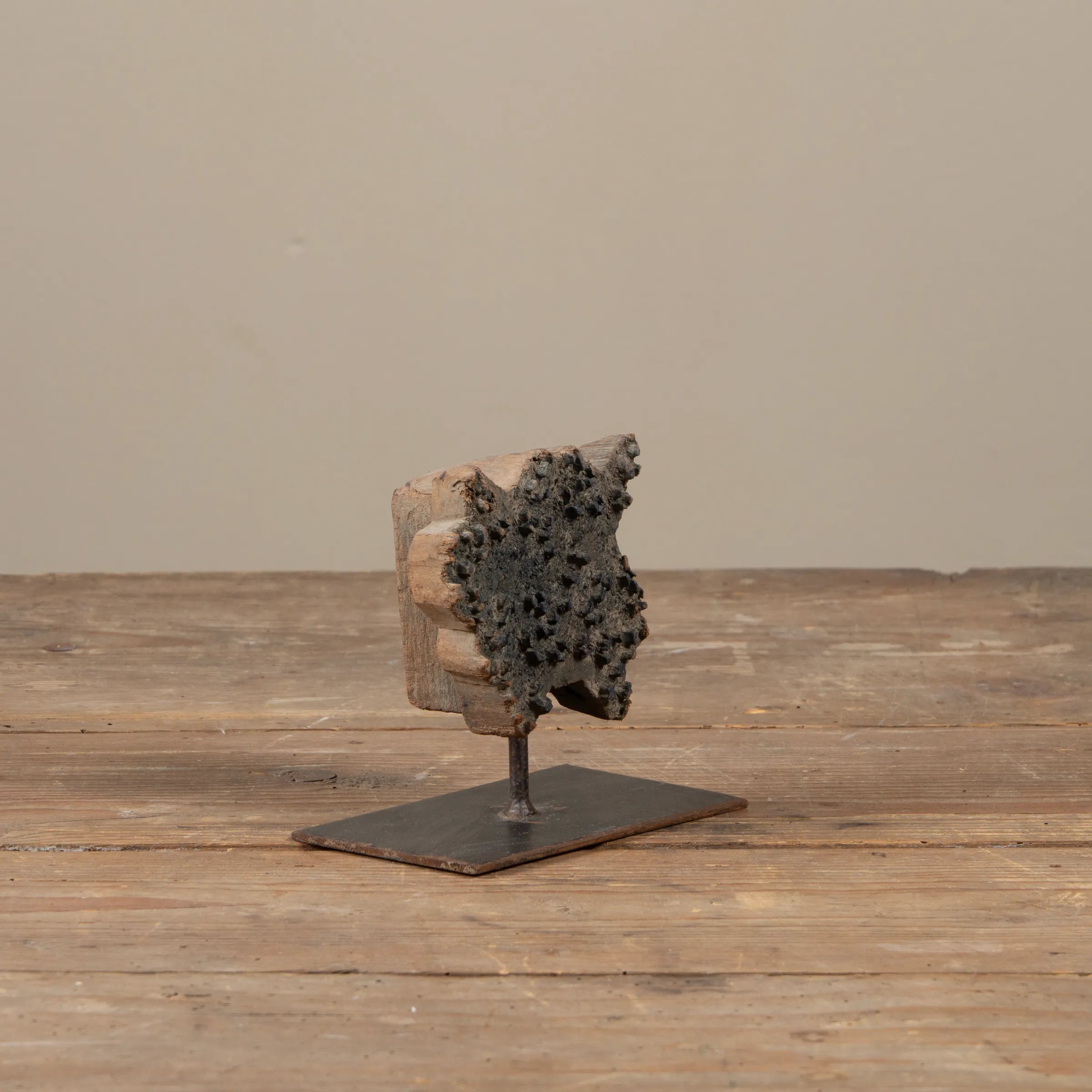 Lakdi - Ancien tampon de blockprint sur pied n°28