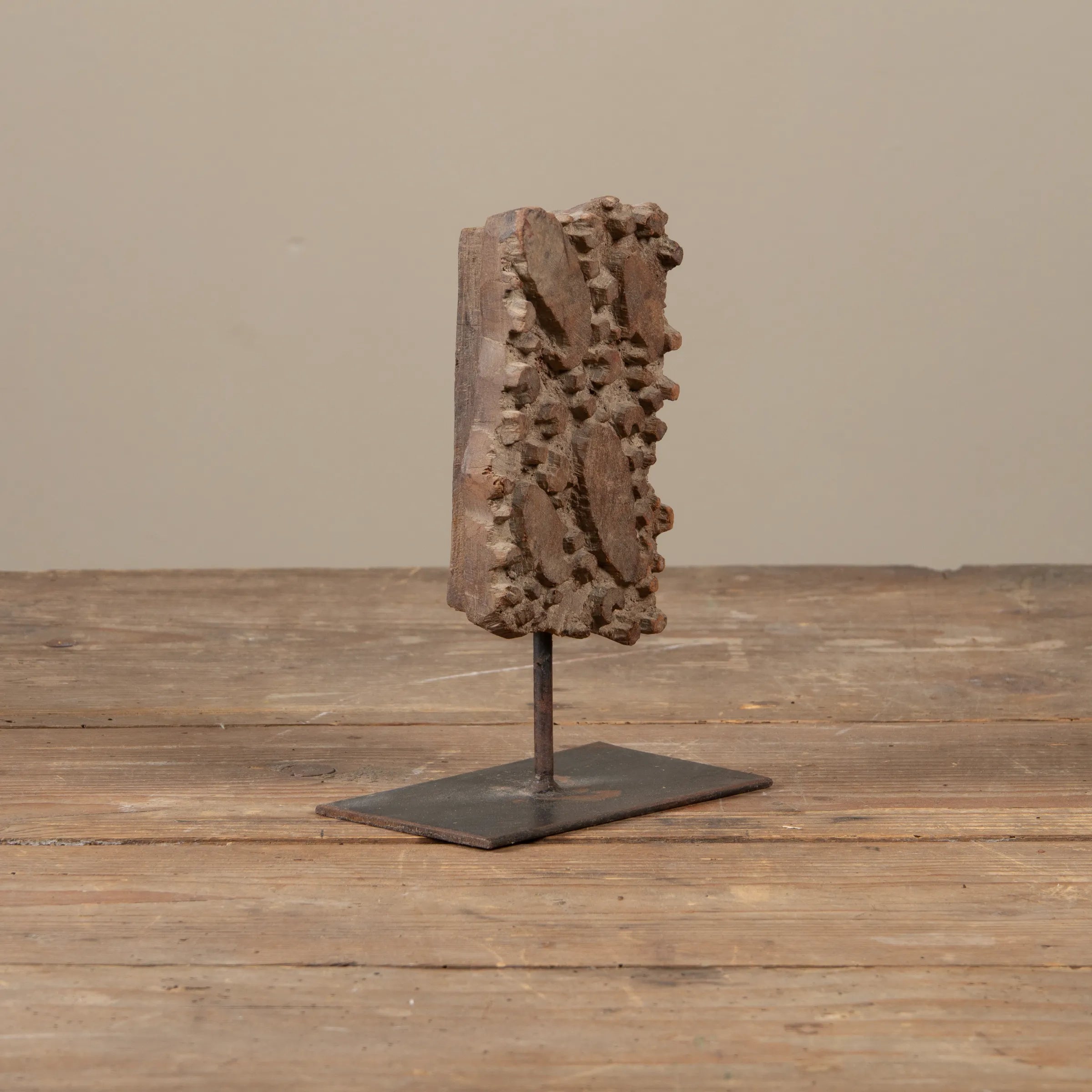 Lakdi - Ancien tampon de blockprint sur pied n°36