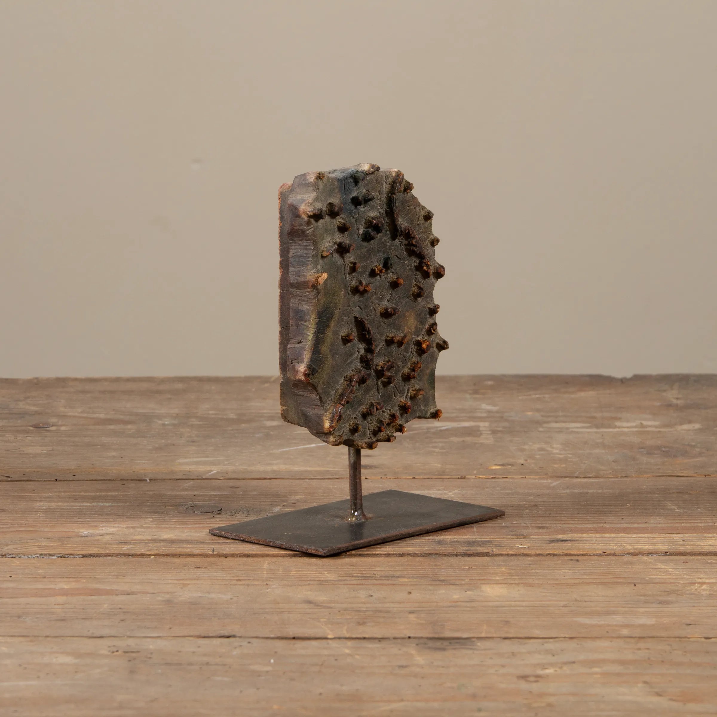 Lakdi - Ancien tampon de blockprint sur pied n°37