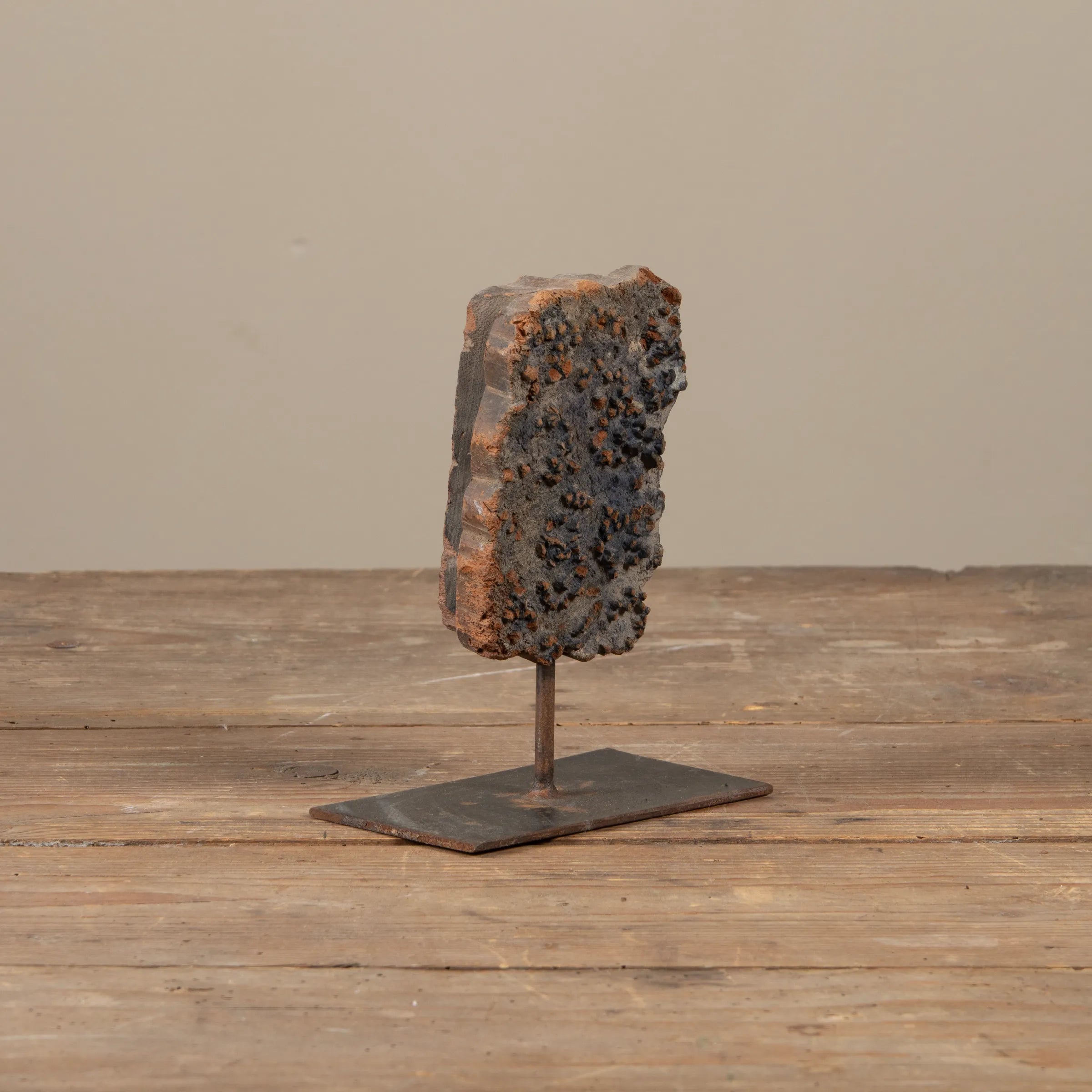 Lakdi - Ancien tampon de blockprint sur pied n°43