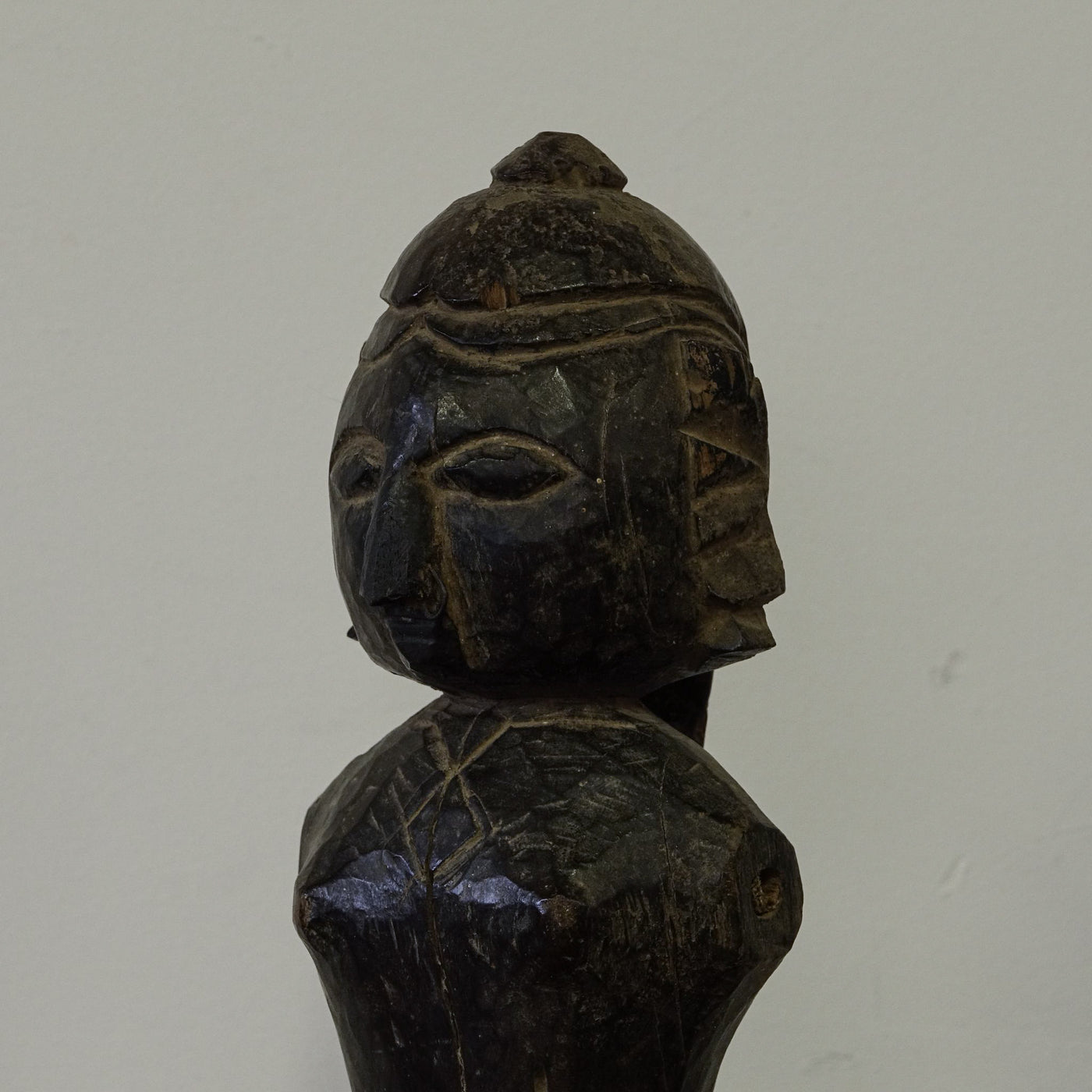 DEESA - Old sculpted Indian statue n ° 4