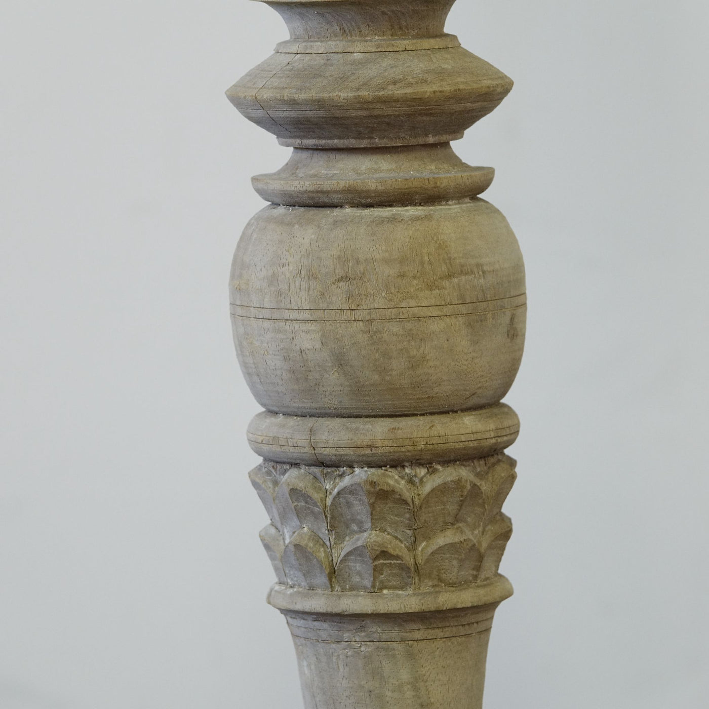 Dharni - Wooden candle holder n ° 2