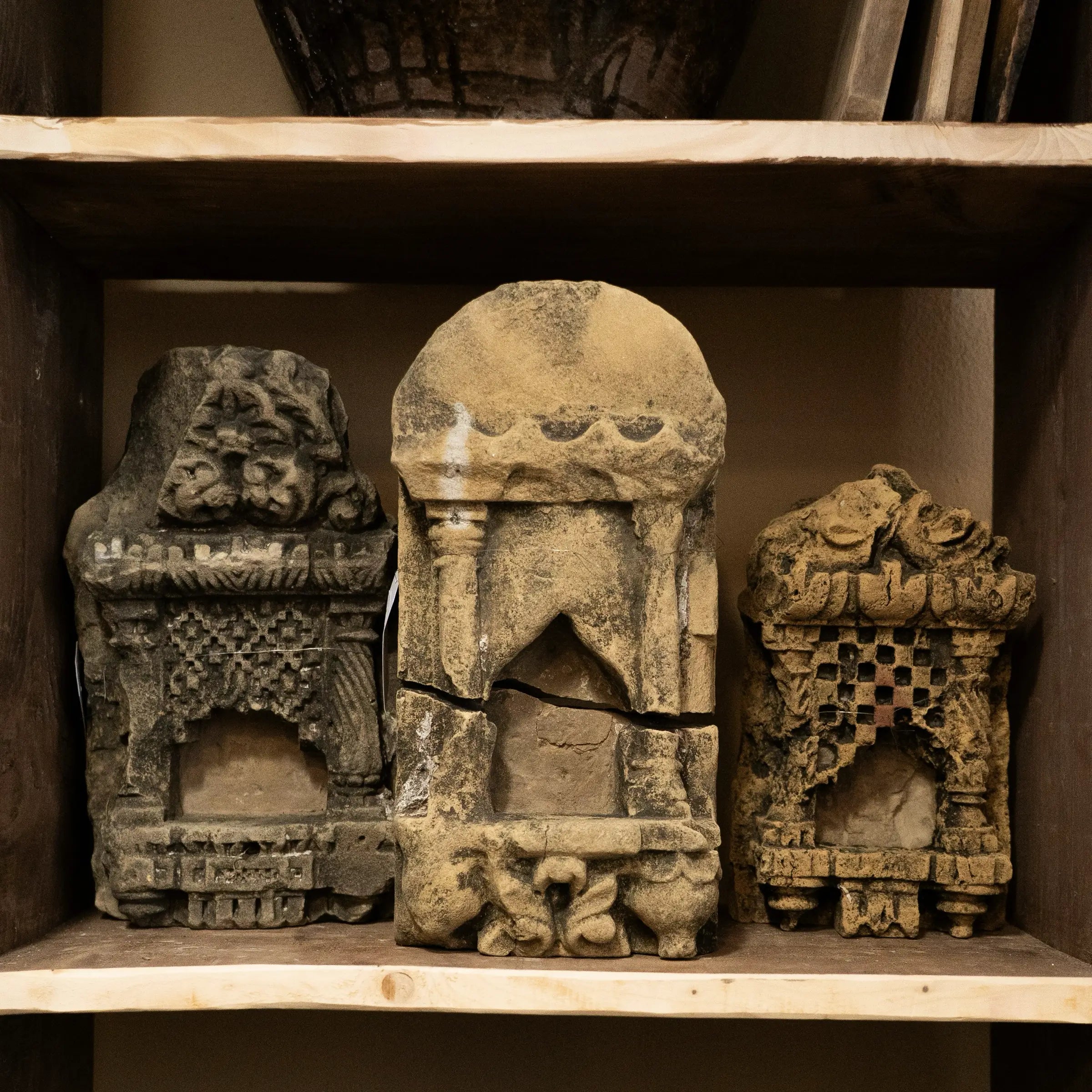Aala - Alcove en pierre n°26