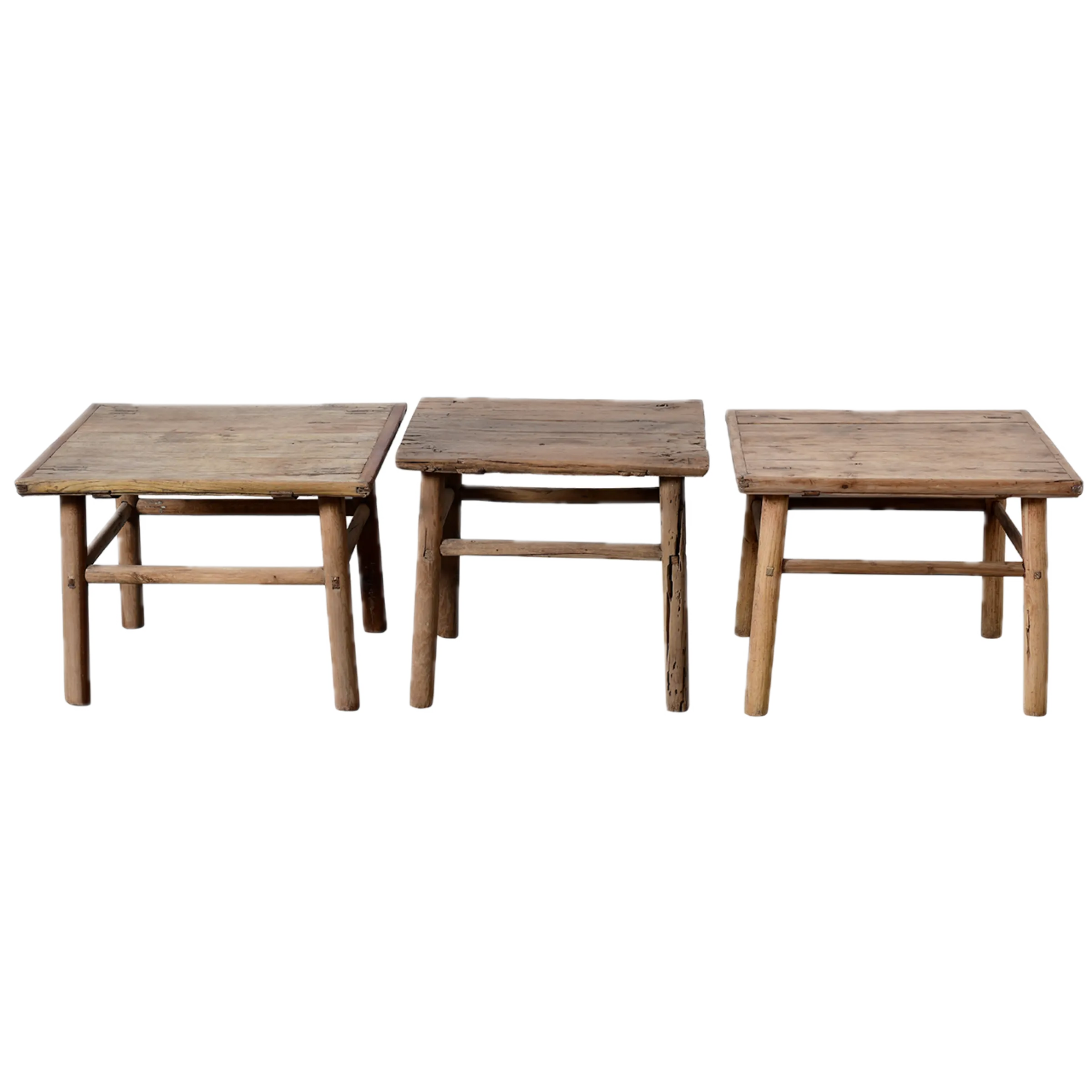 Jining – Table basse carrée ancienne en orme massif