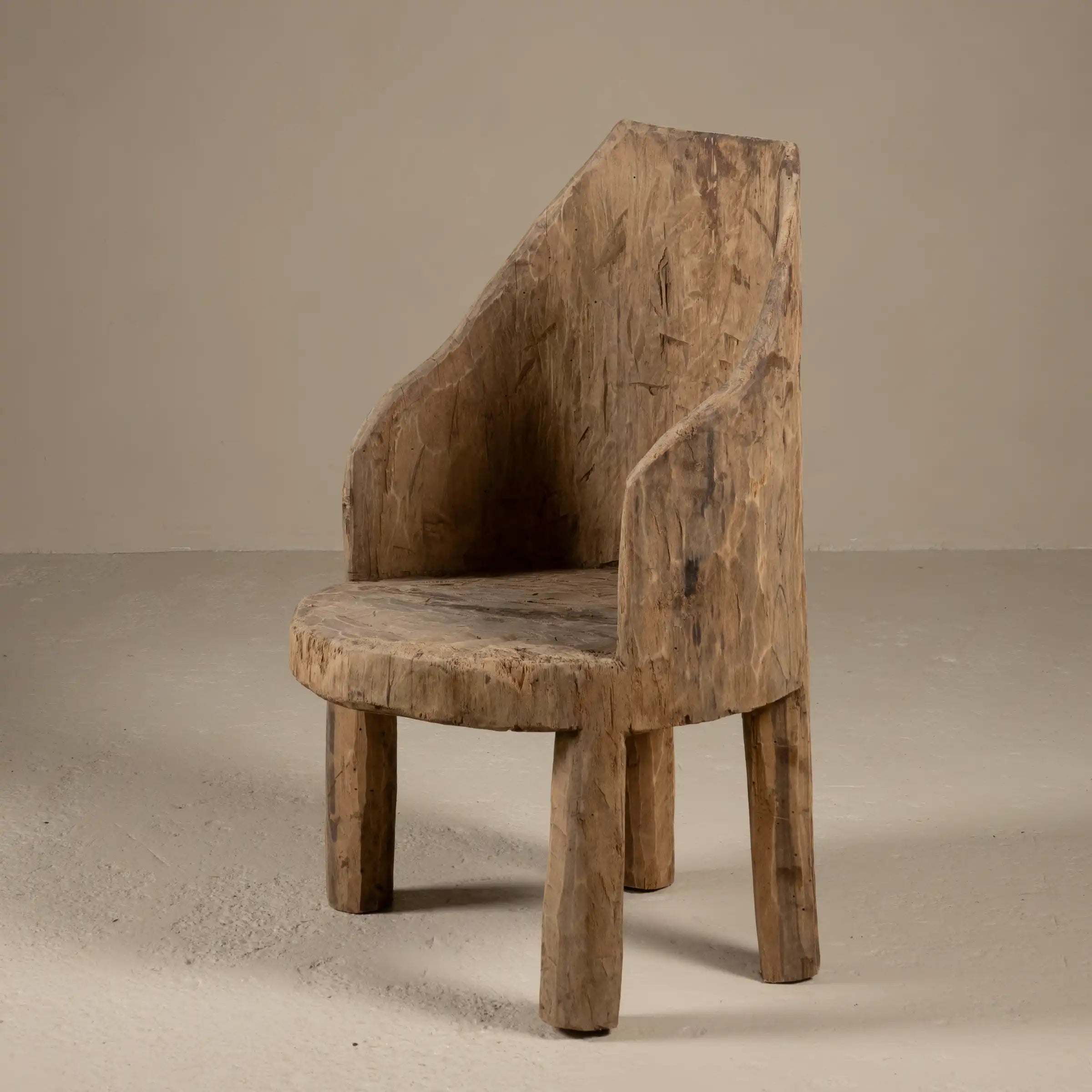 Lokong - Chaise Naga en bois n°3