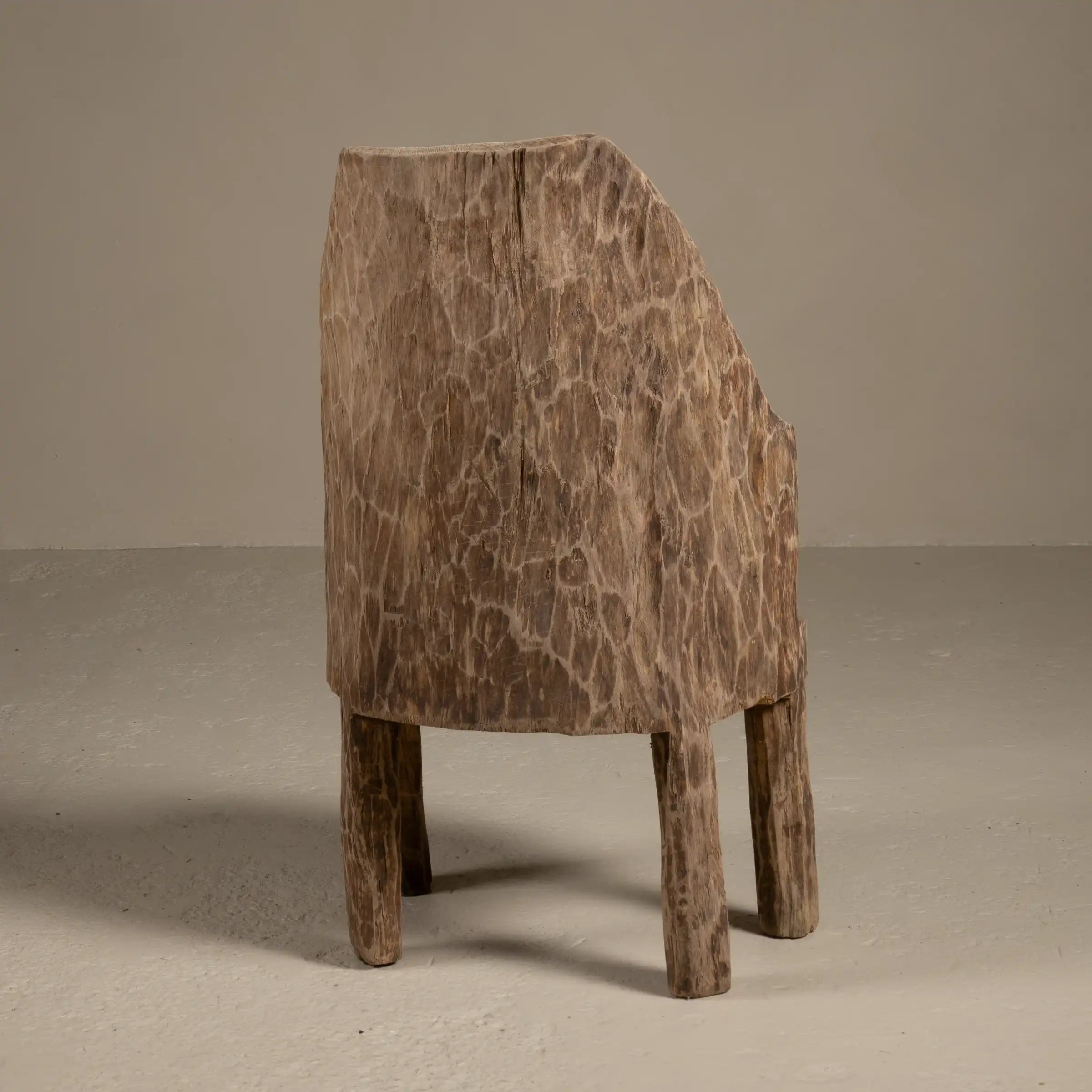 Lokong - Chaise Naga en bois n°4